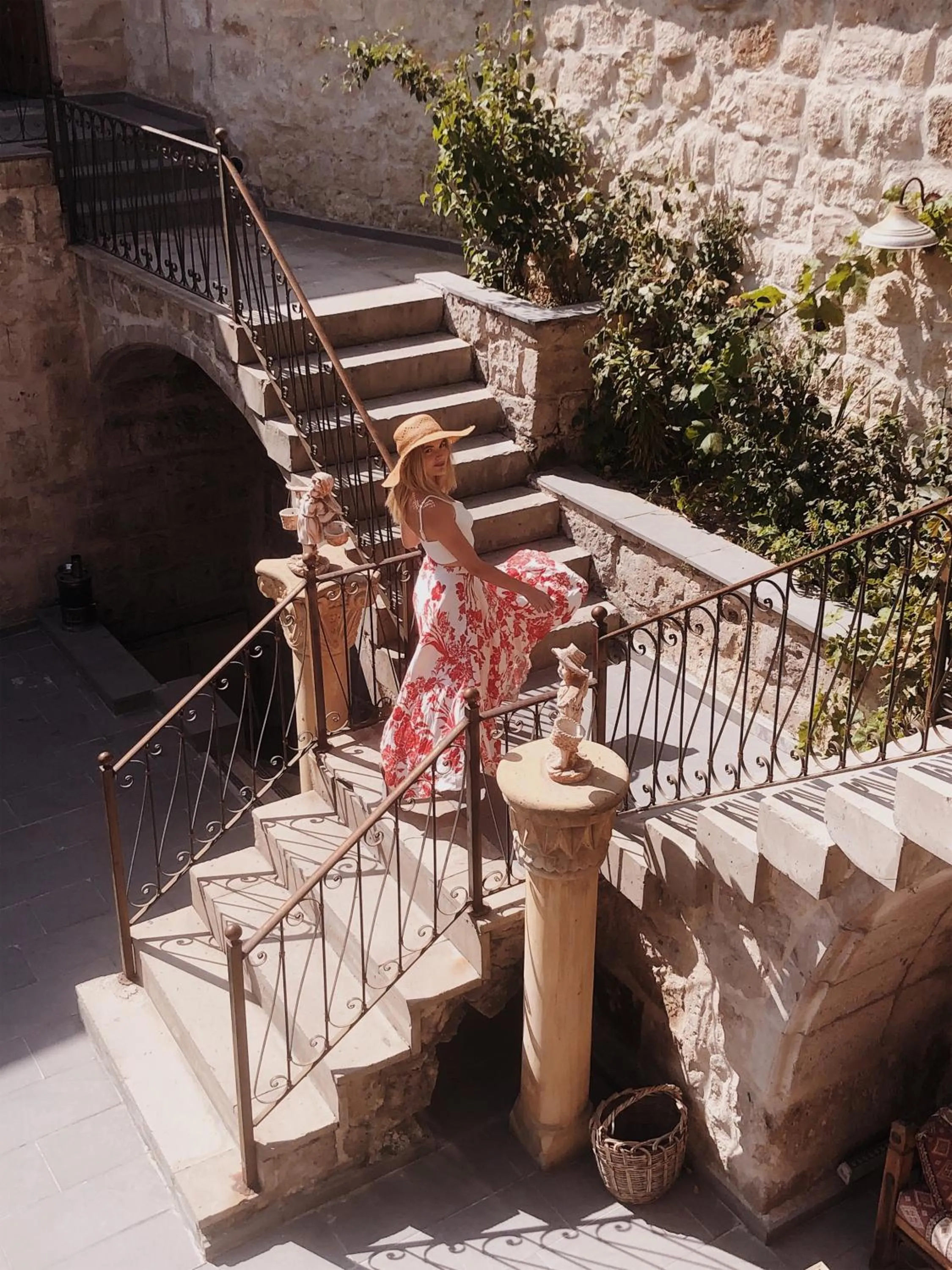 On site in Angel Cave Suite