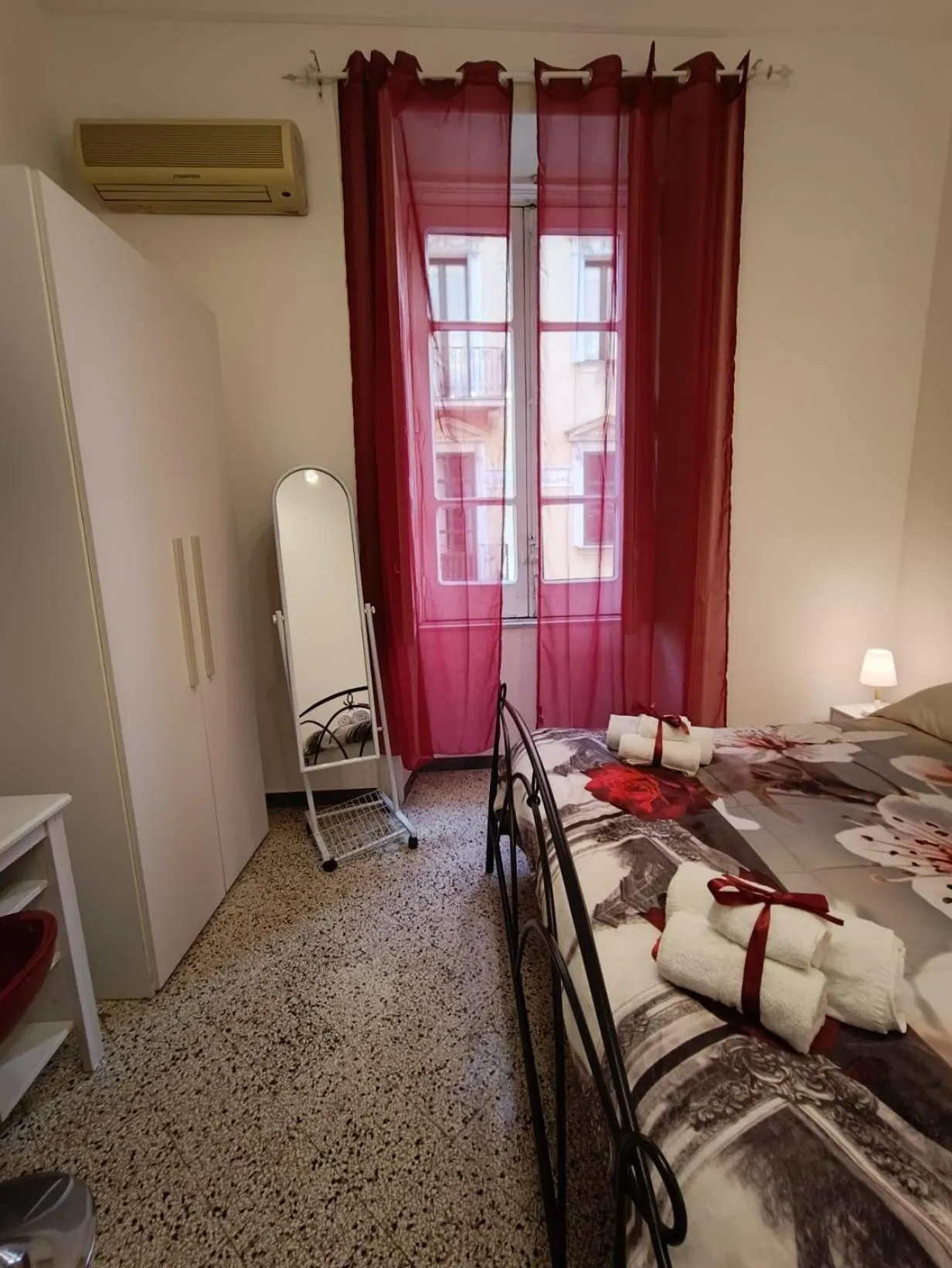 wardrobe in Tyrrenium Salerno