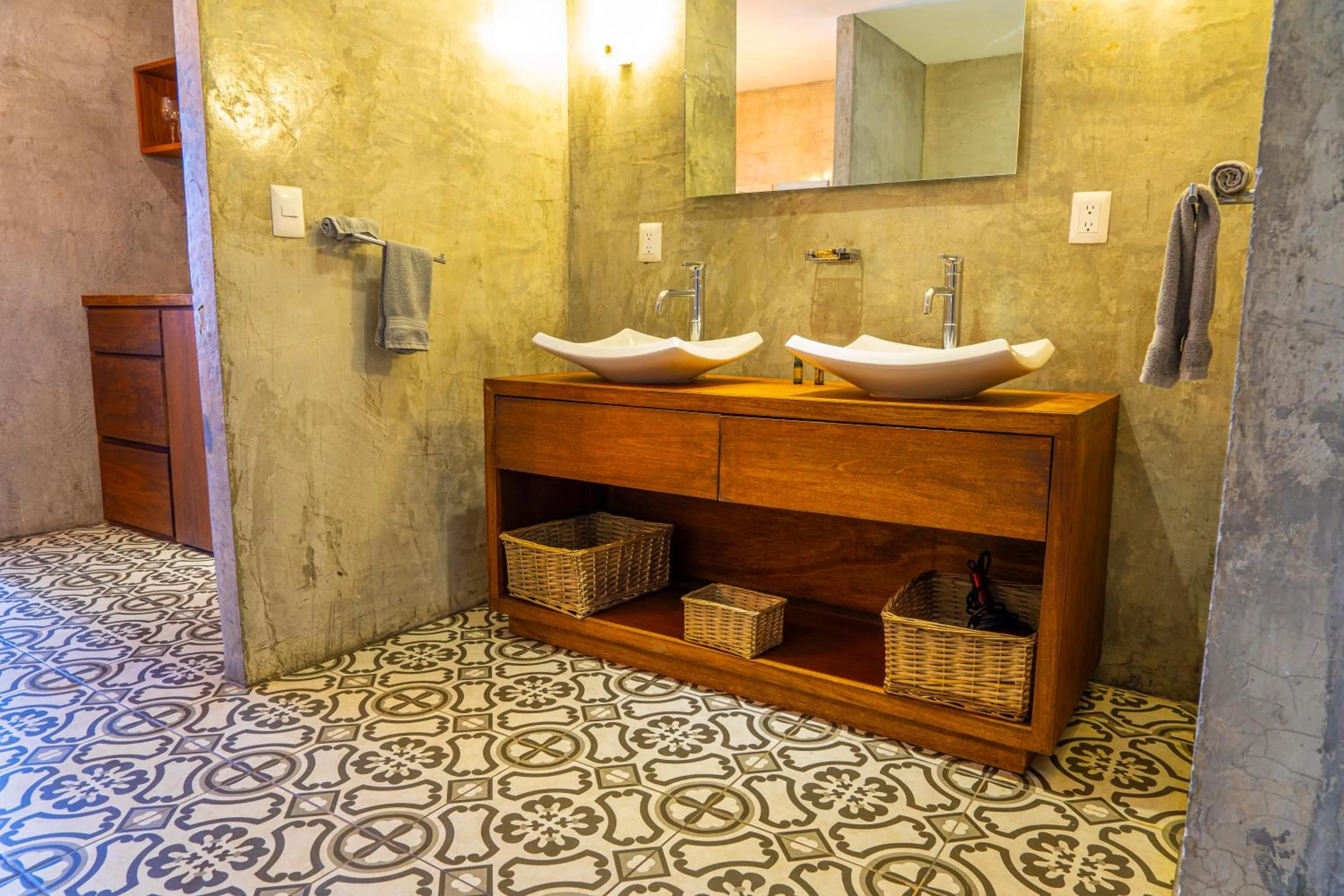 Suites at Sapphire Ocean Club