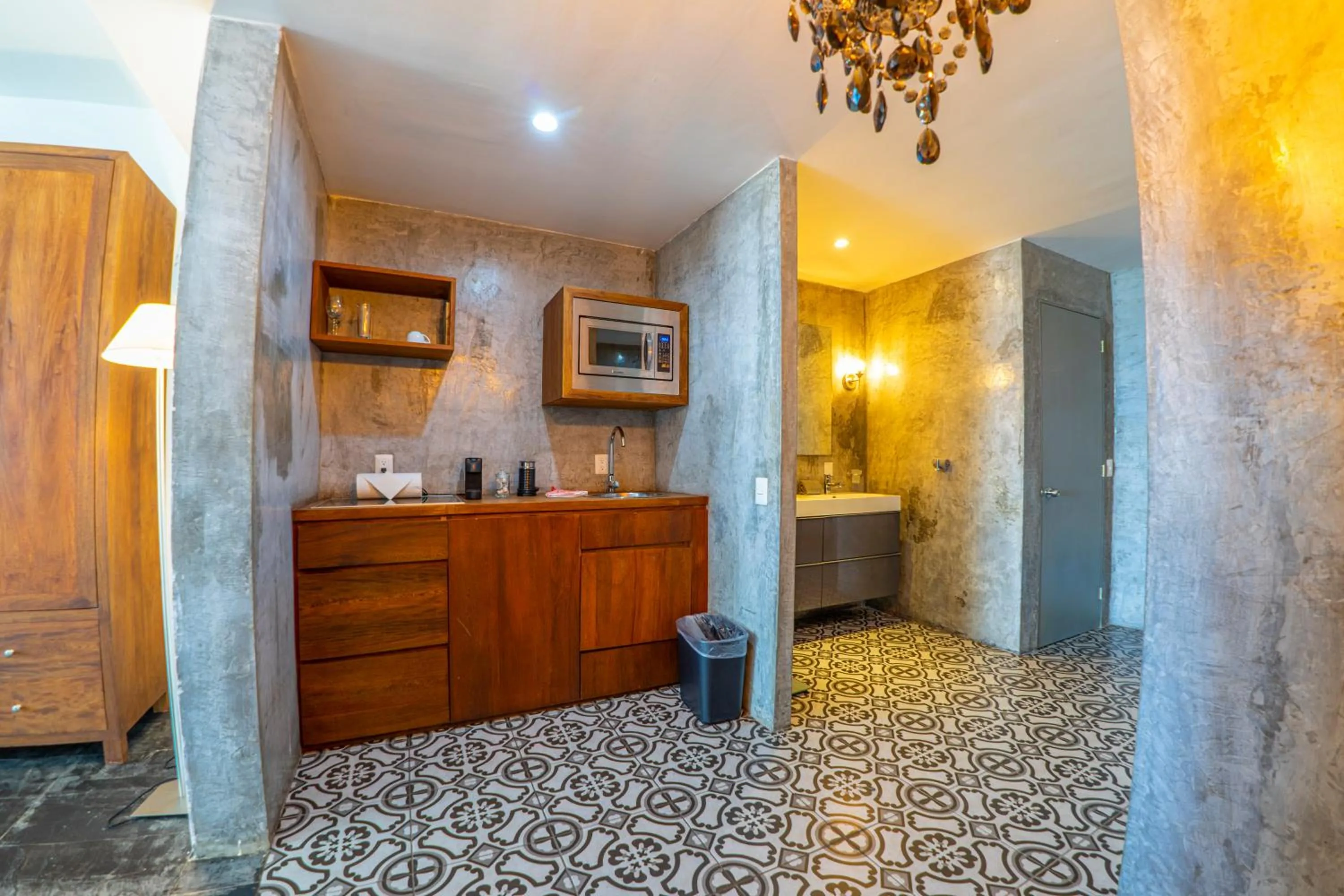 Suites at Sapphire Ocean Club