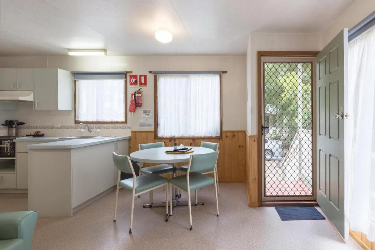 Kitchen or kitchenette in Daylesford Holiday Park