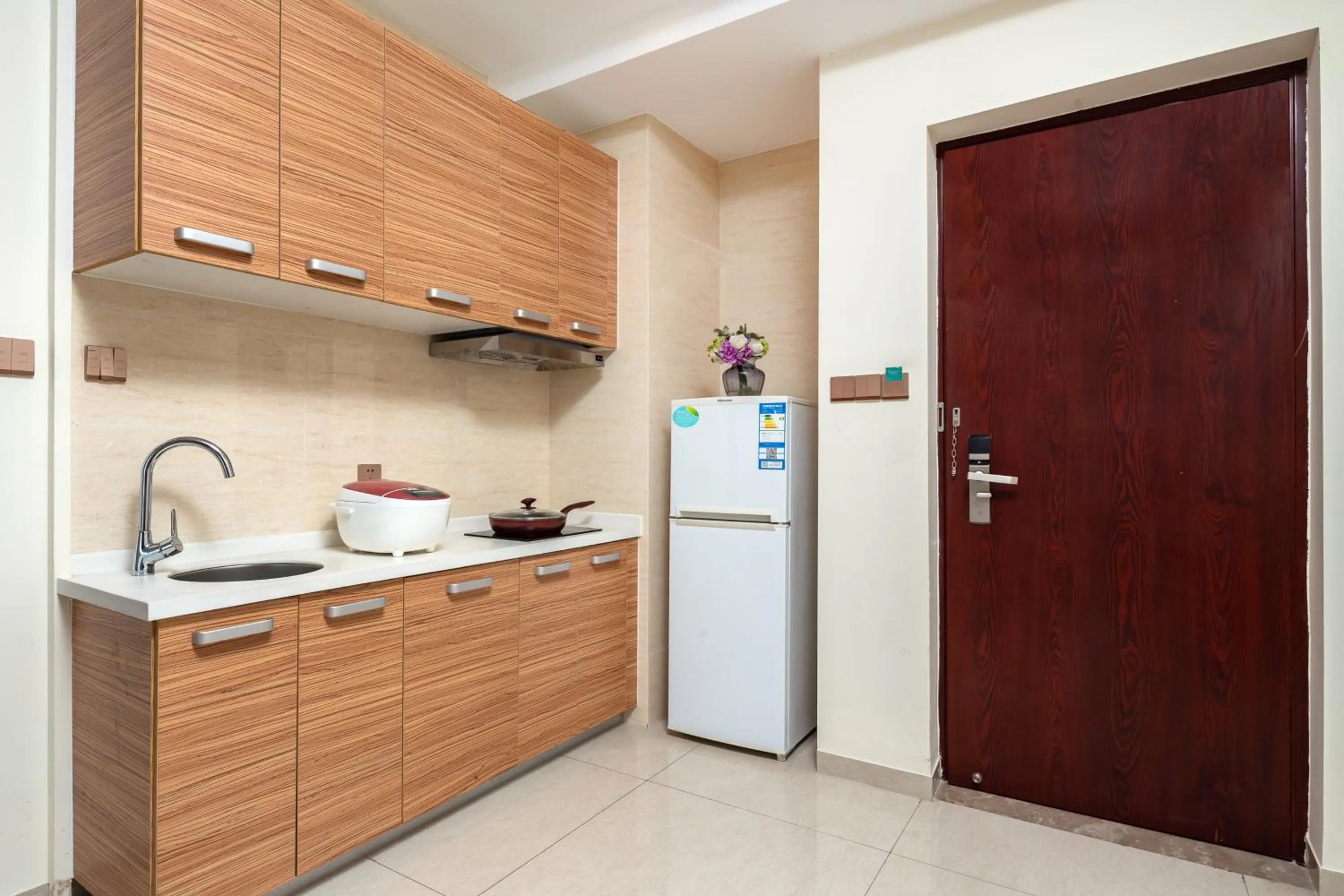 kitchen, Kitchen/Kitchenette in Paxton Vacances Hotel & Suite Sanya