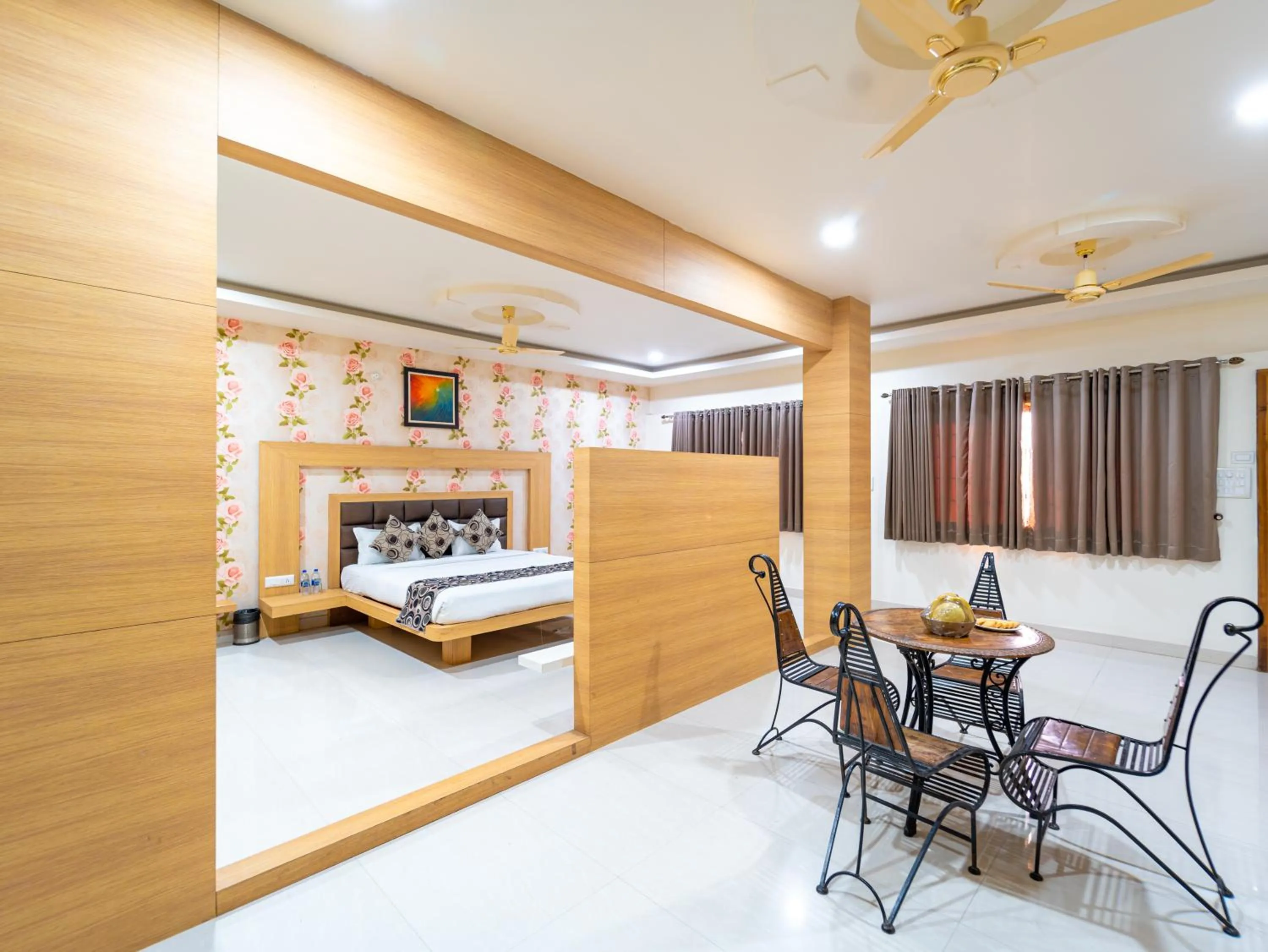 Bedroom in Hotel Royal Palace