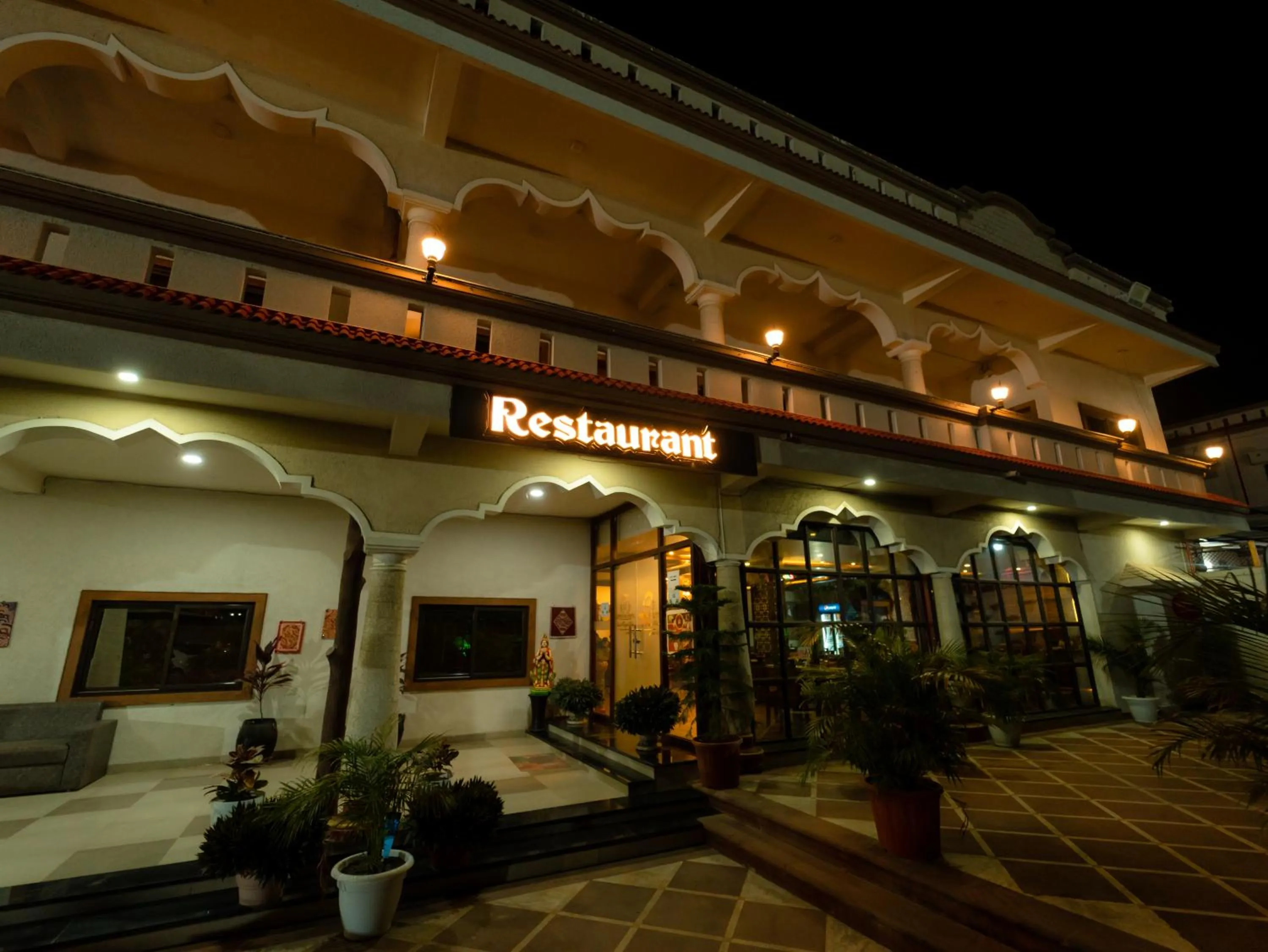 Property building in Hotel Royal Palace