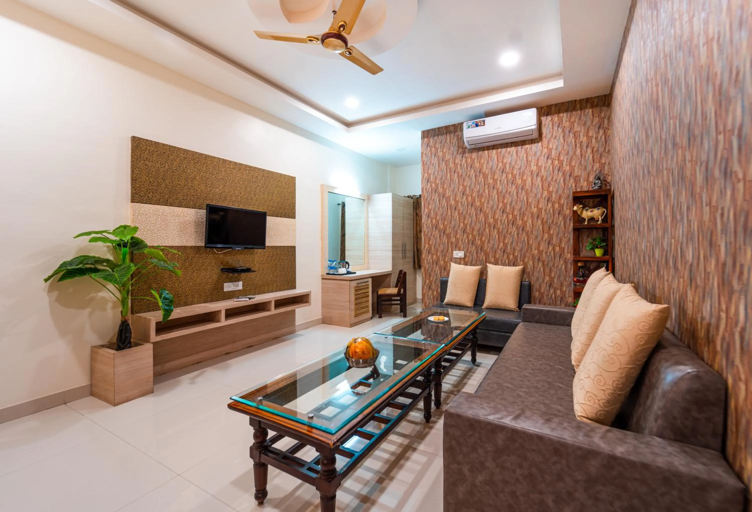 Bedroom in Hotel Royal Palace