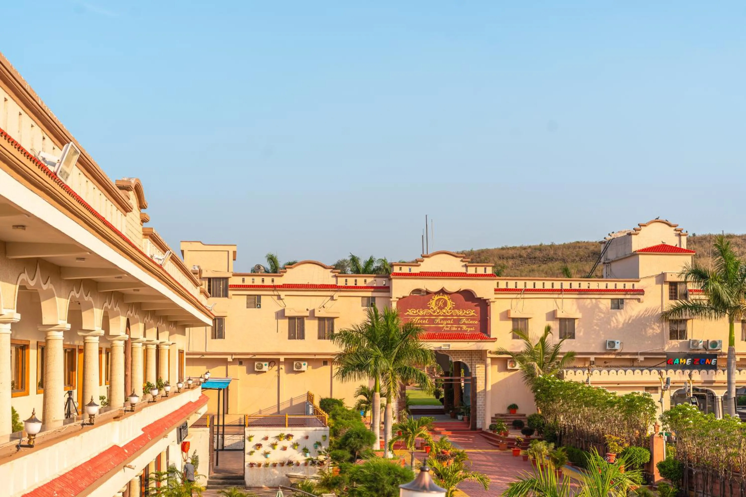 Property building in Hotel Royal Palace