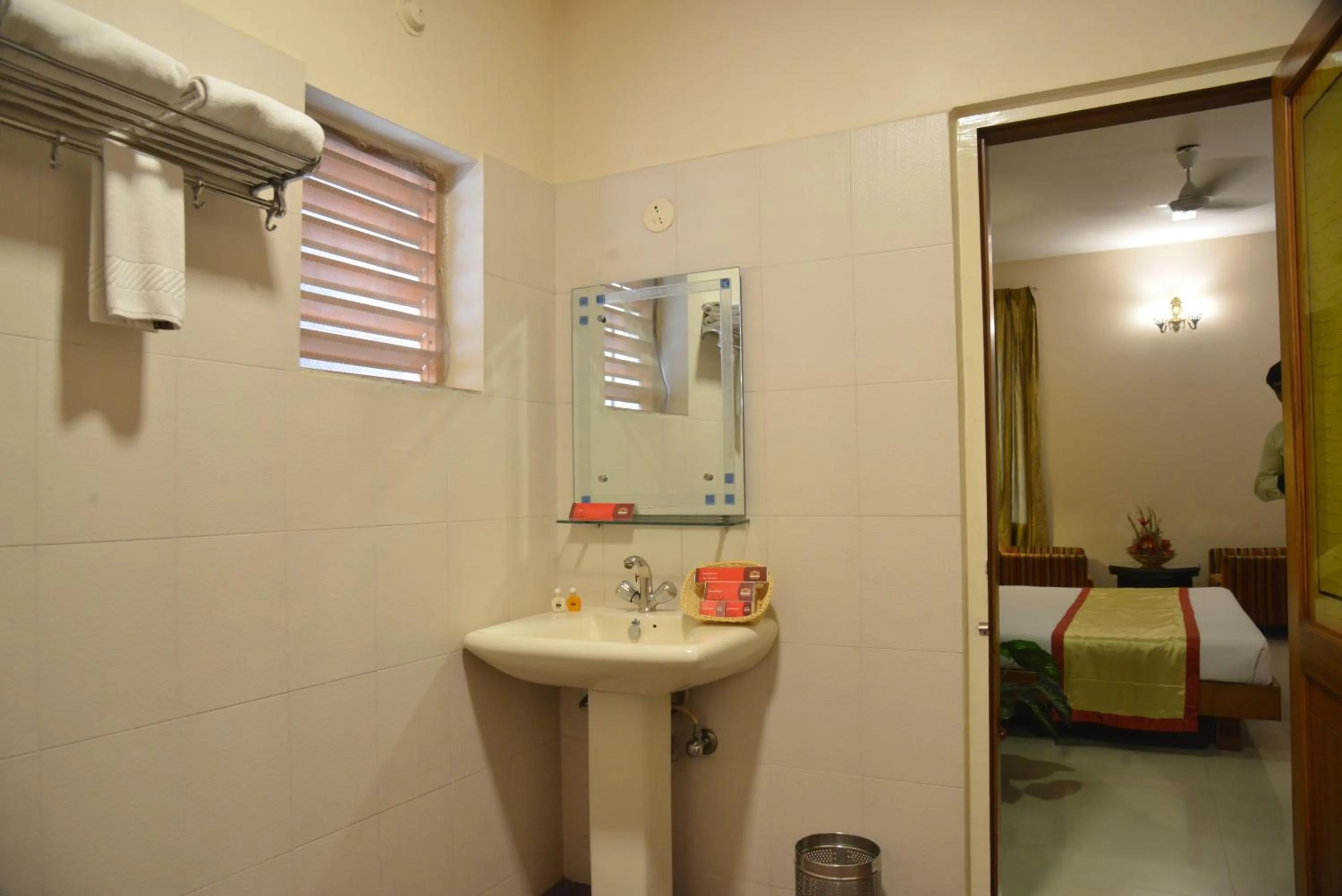 Bathroom in Pai Vista, KR Road