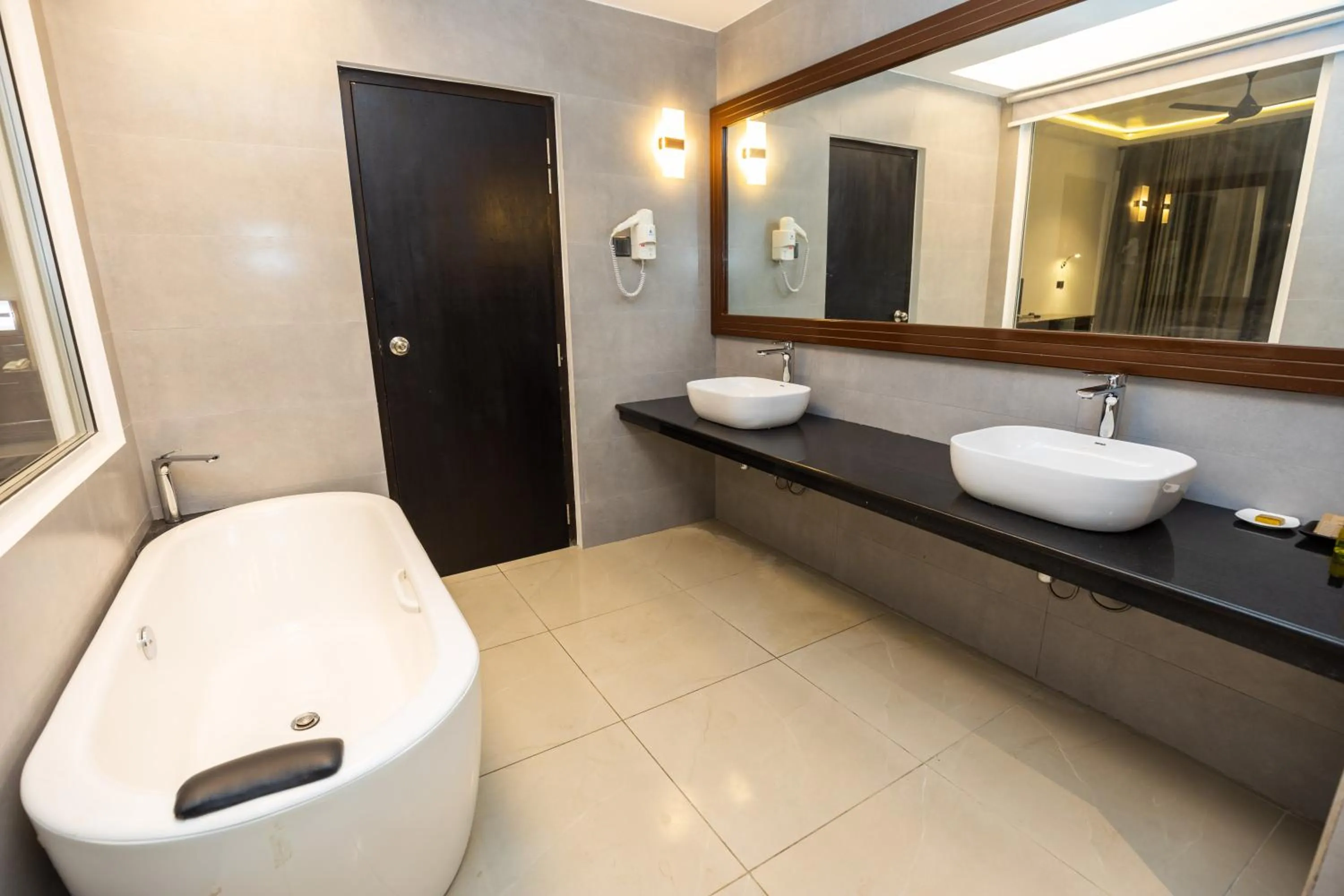 Bathroom in Cassandra Culture Resort