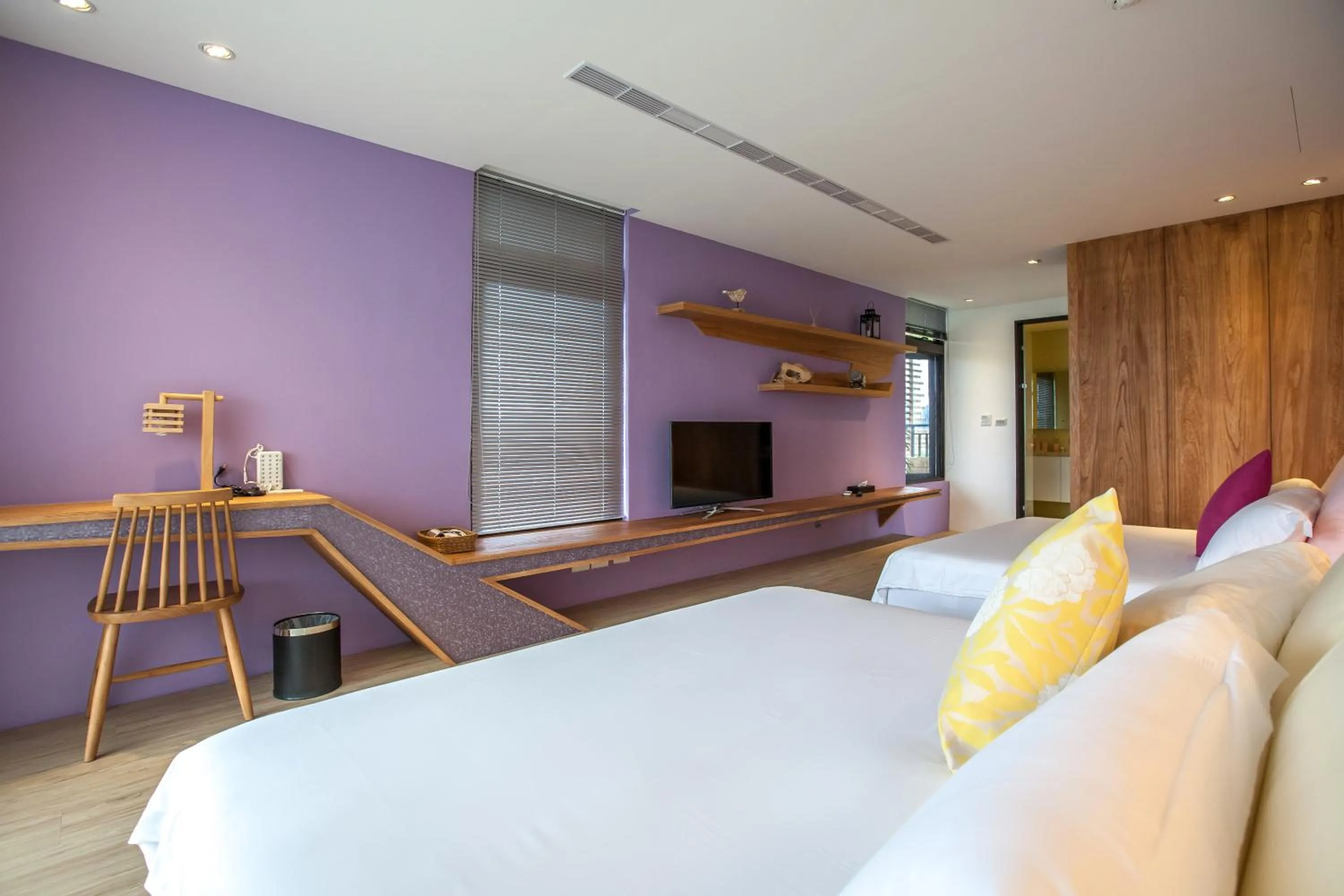 TV and multimedia, Bed in W Star