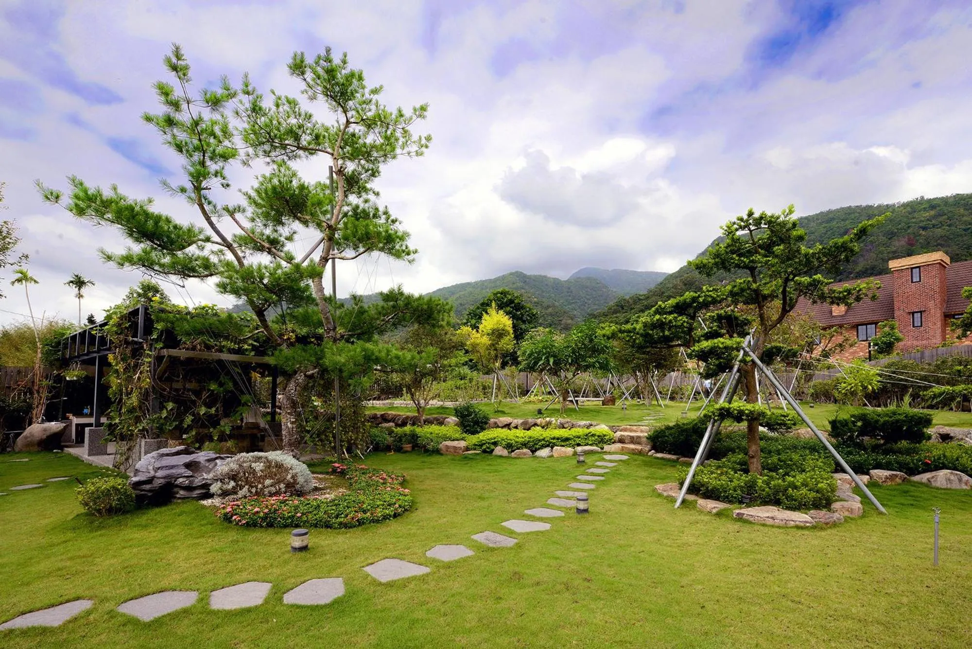 Off site in 鄉道茶屋 Country Road B&B