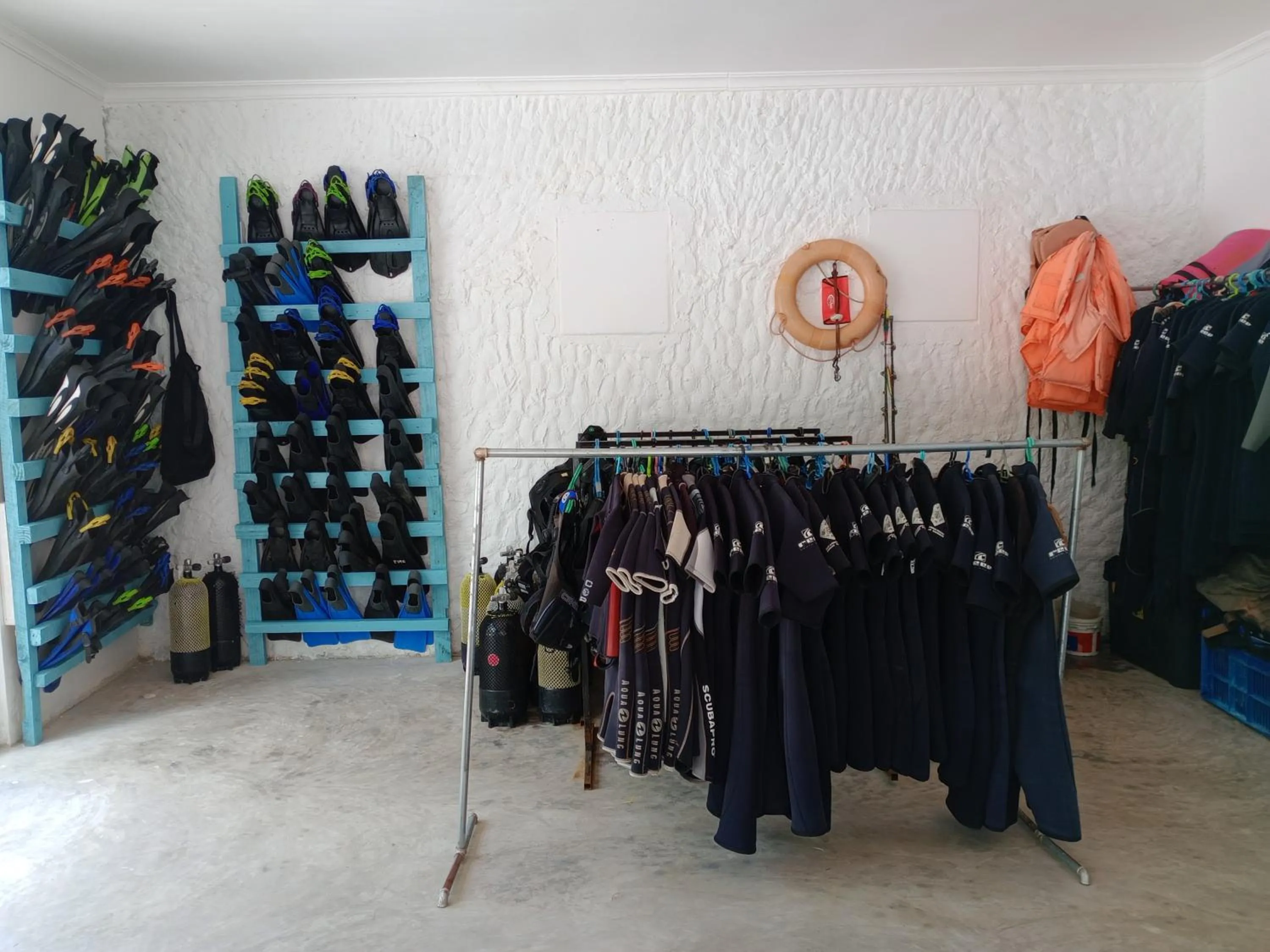 Diving in Pemba Paradise