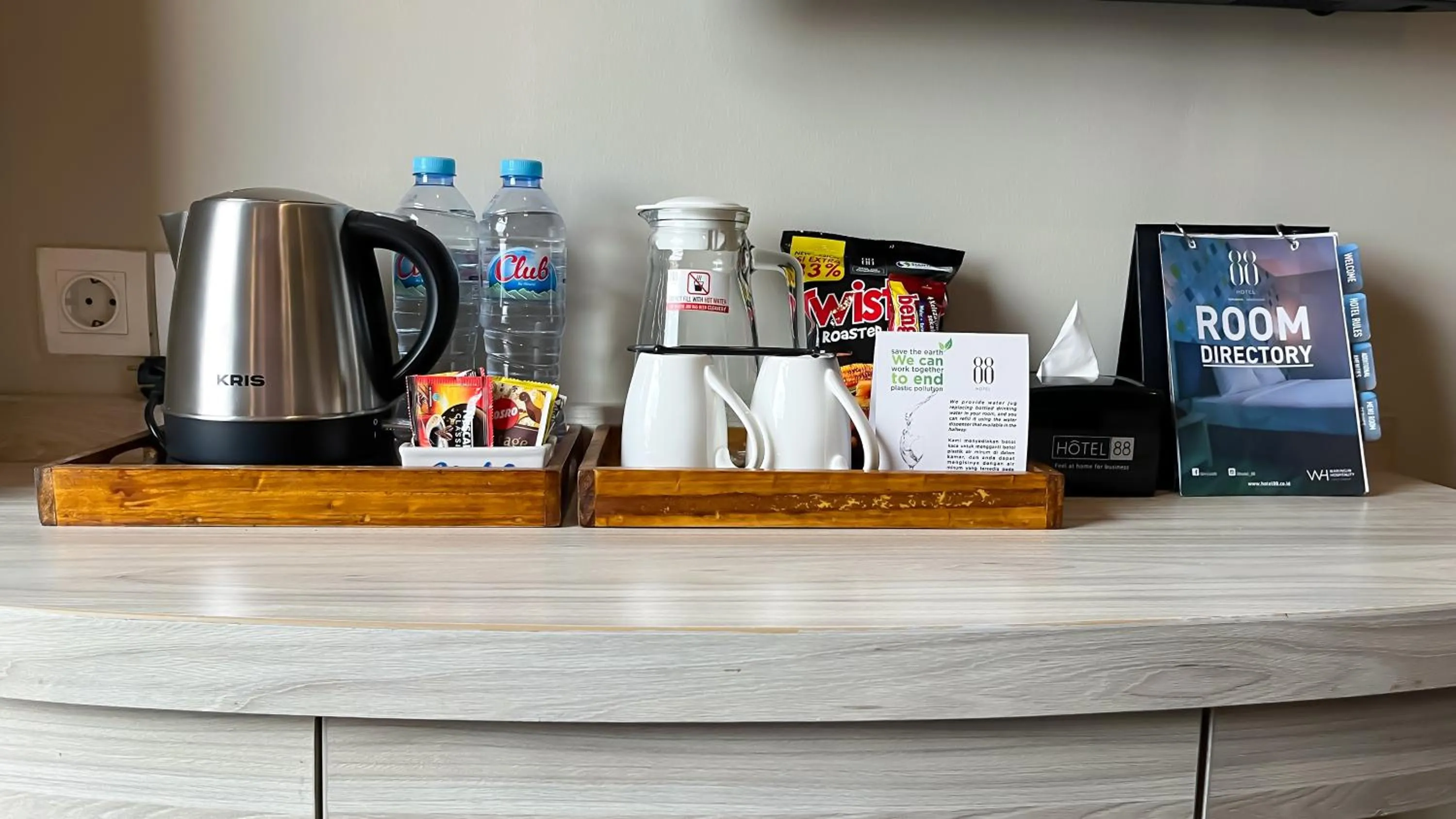 Food and drinks in Hotel 88 Kedungsari - Kedungdoro By WH