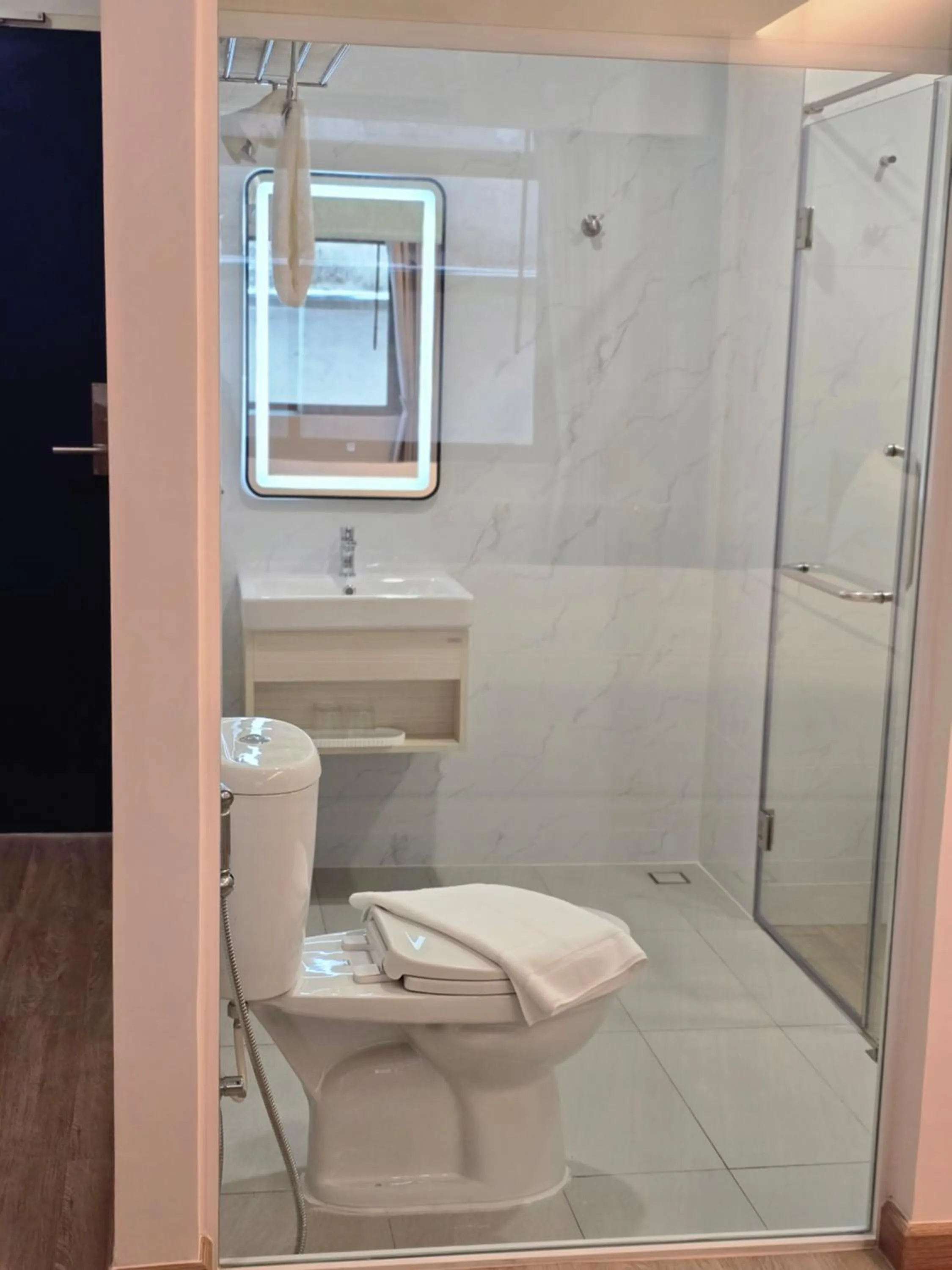 Bathroom in HOUSE HOTEL Central Pattaya