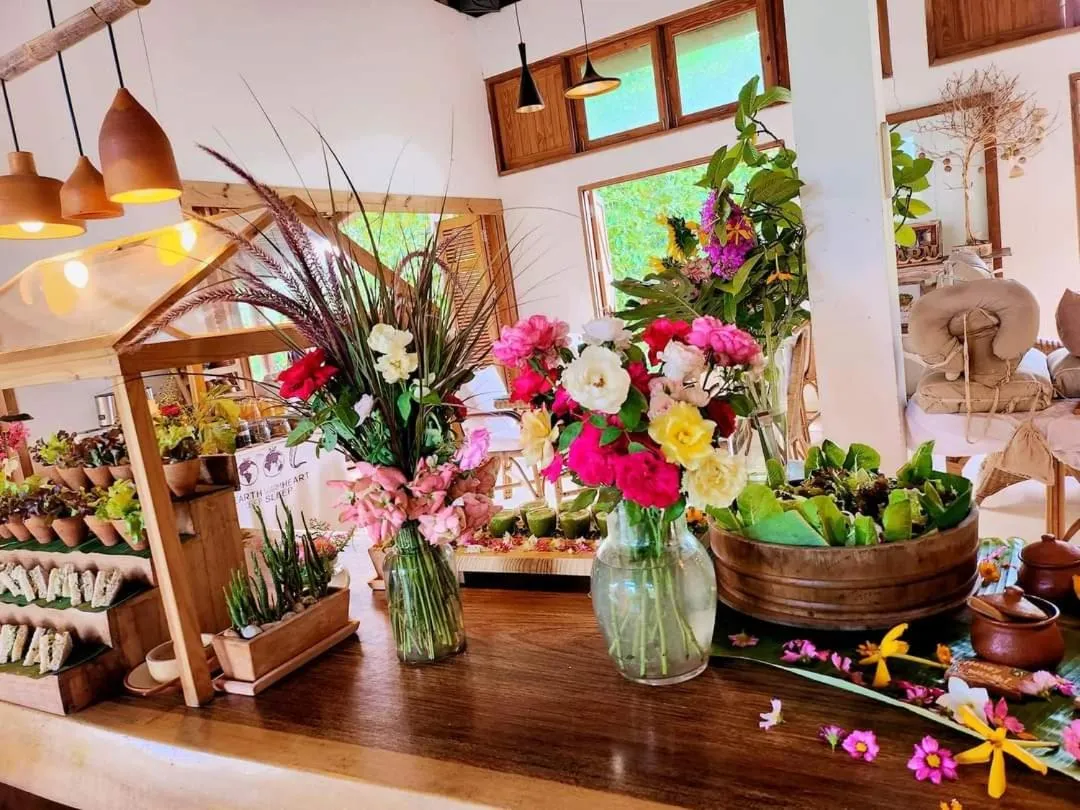 Restaurant/places to eat in COOLLiving Farmhouse Organic