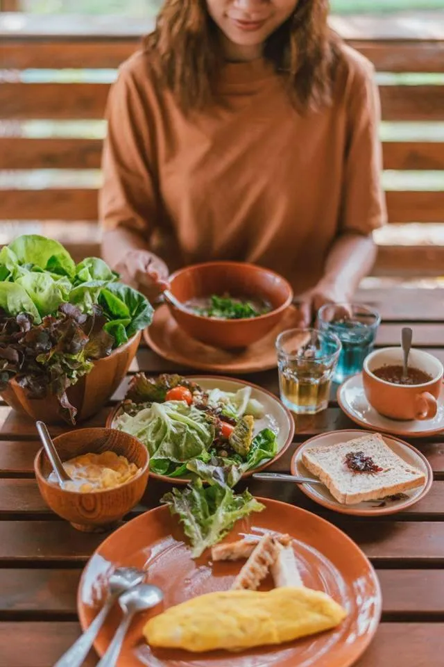 Breakfast in COOLLiving Farmhouse Organic