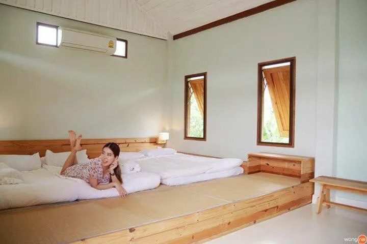 Bed in COOLLiving Farmhouse Organic