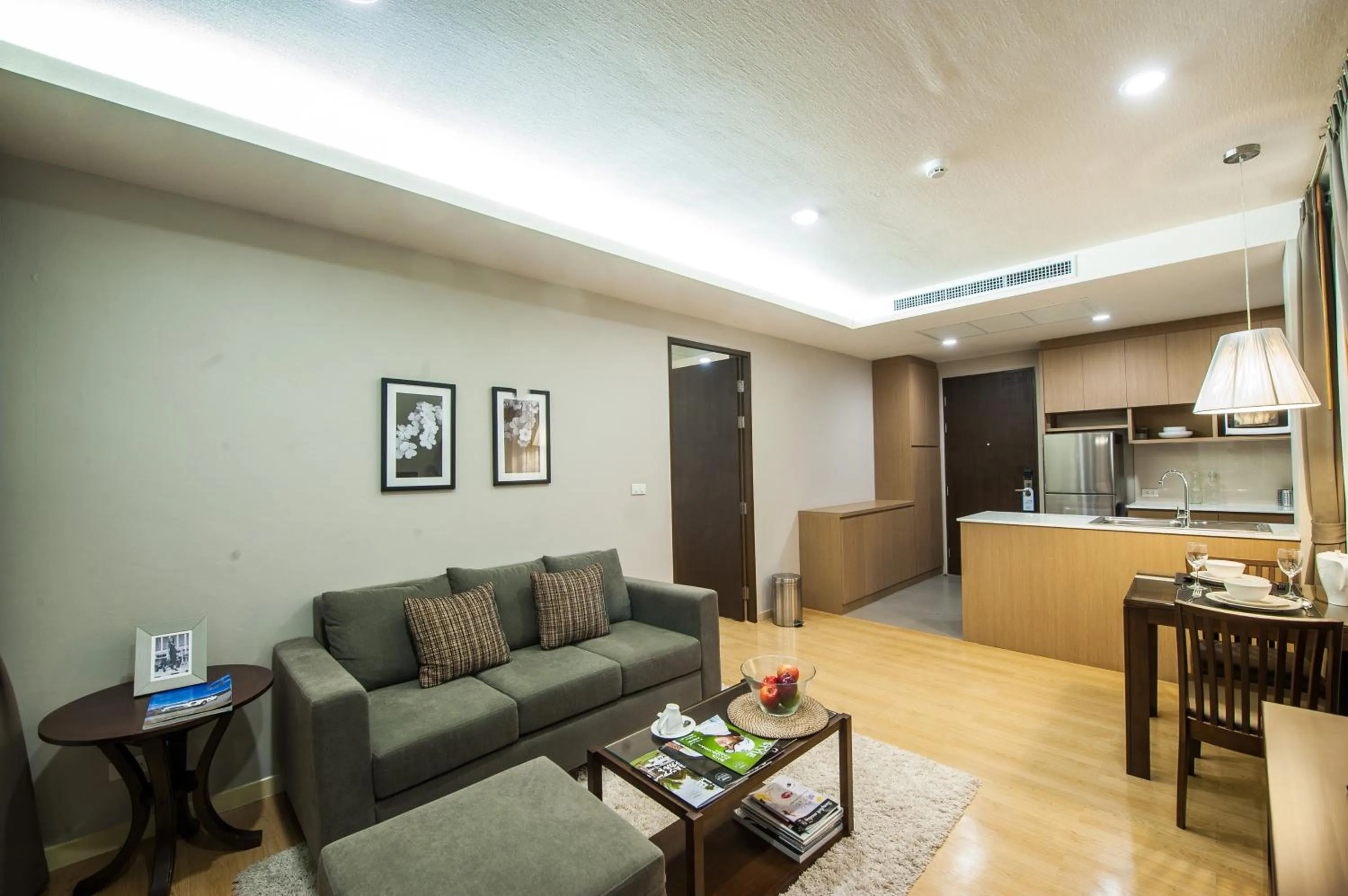 Burgundy Residence 304