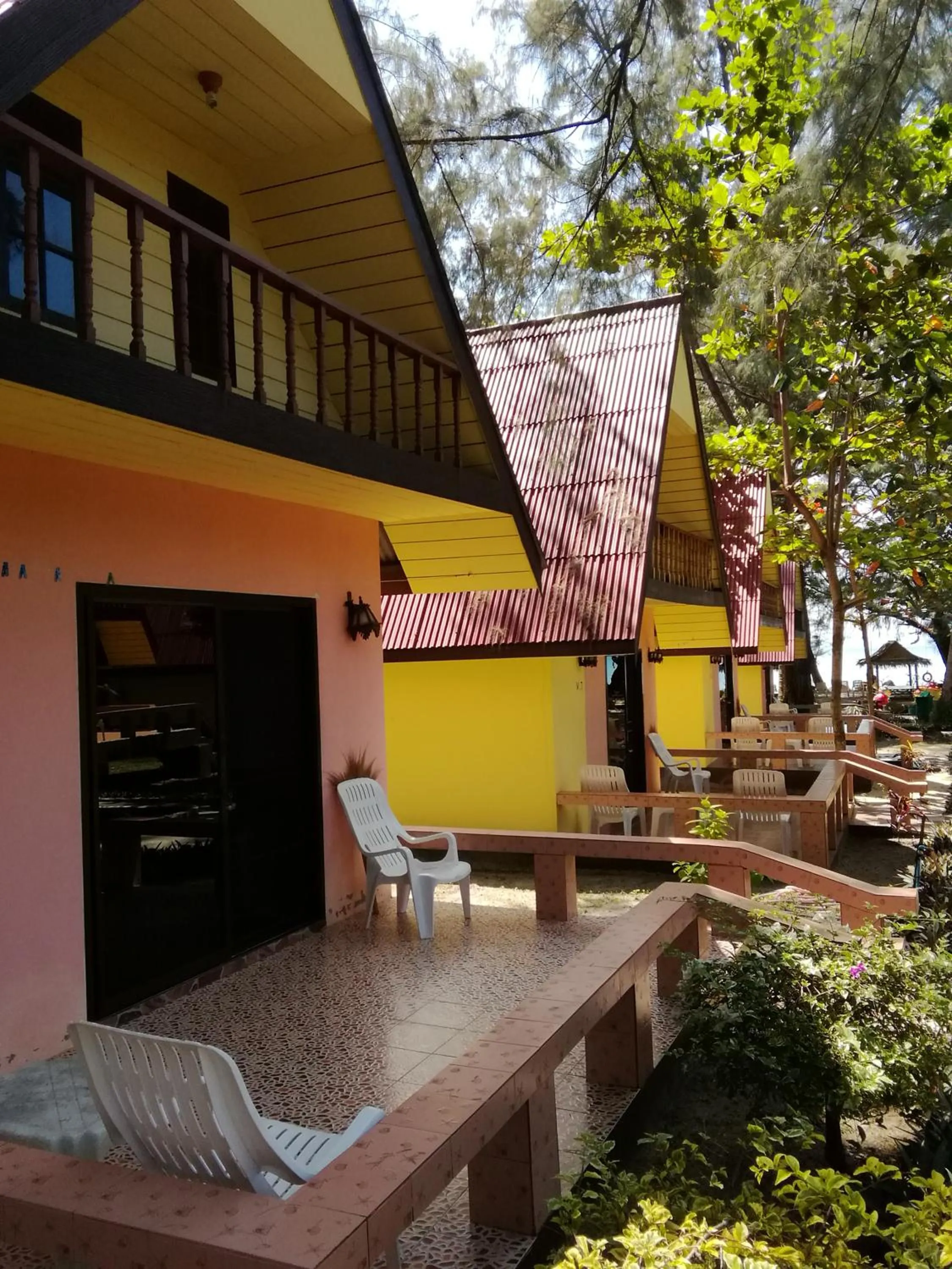 Andaman Beach Resort Koh Jum