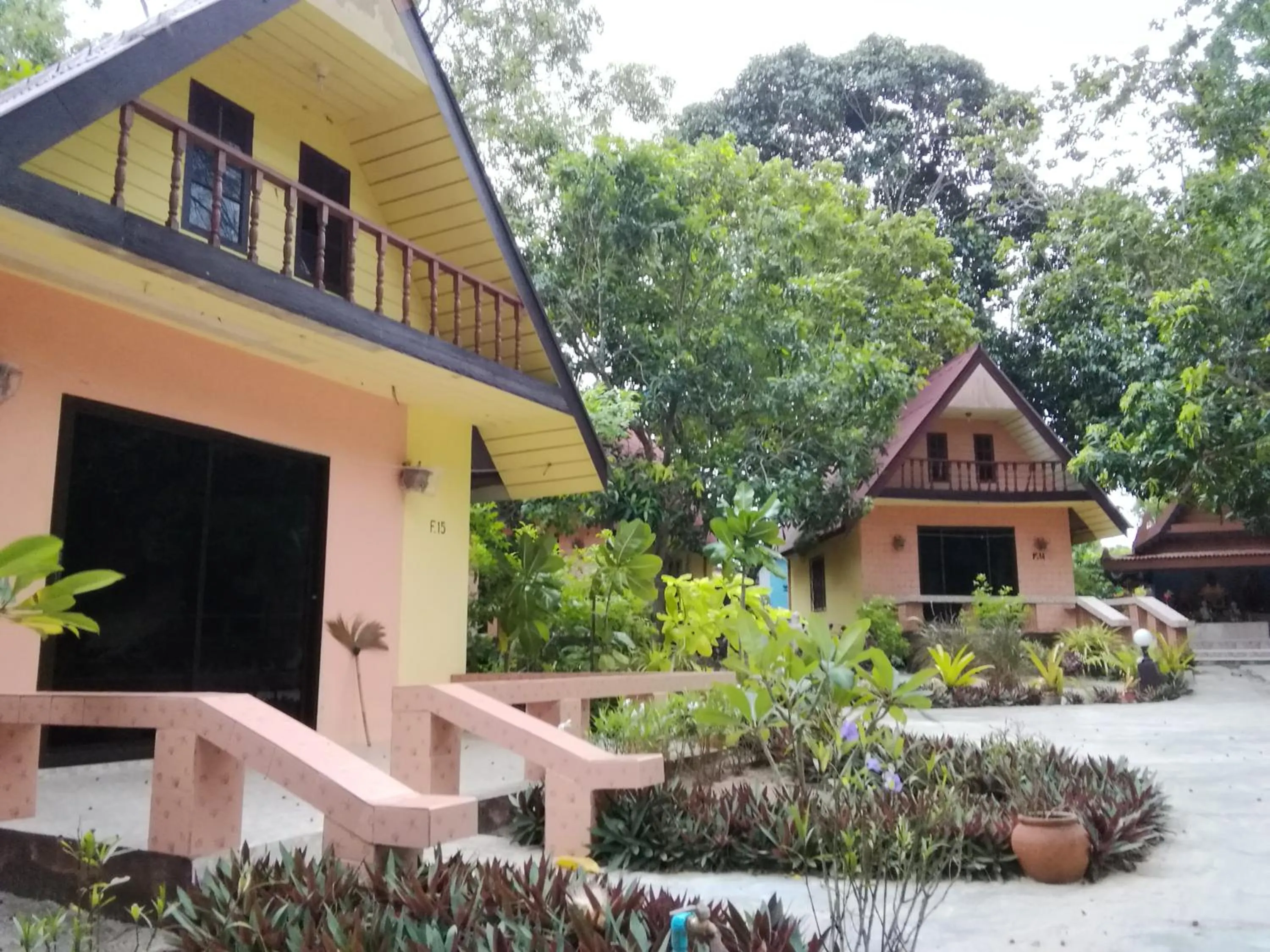 Andaman Beach Resort Koh Jum