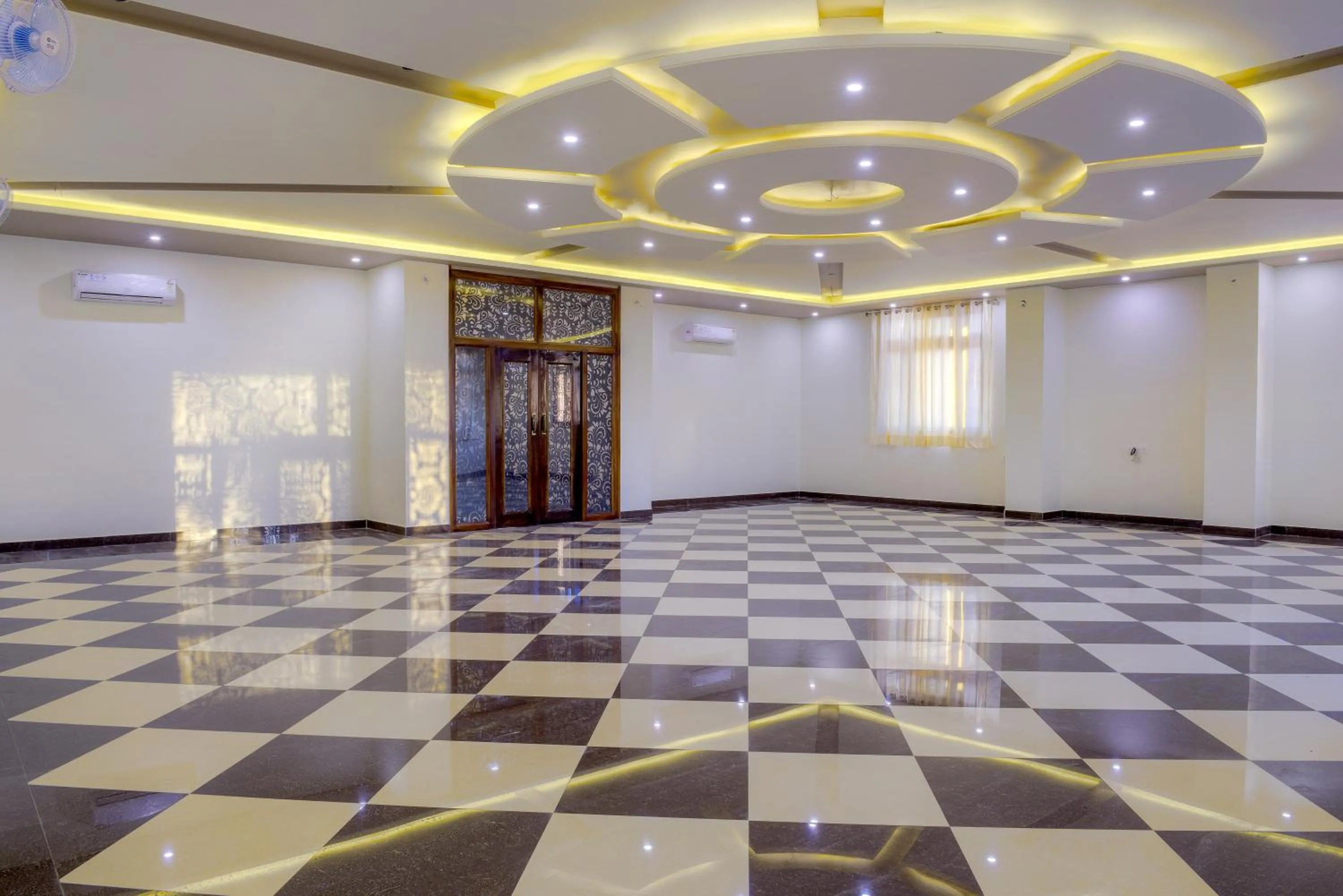 Lobby or reception in Hotel Pushkar Legacy