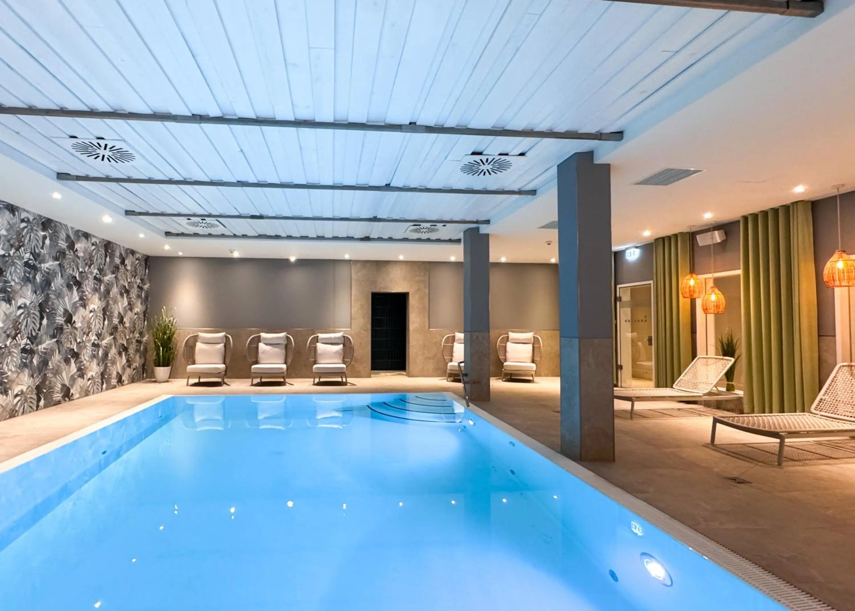 Swimming pool in Beach Apartments Heiligenhafen