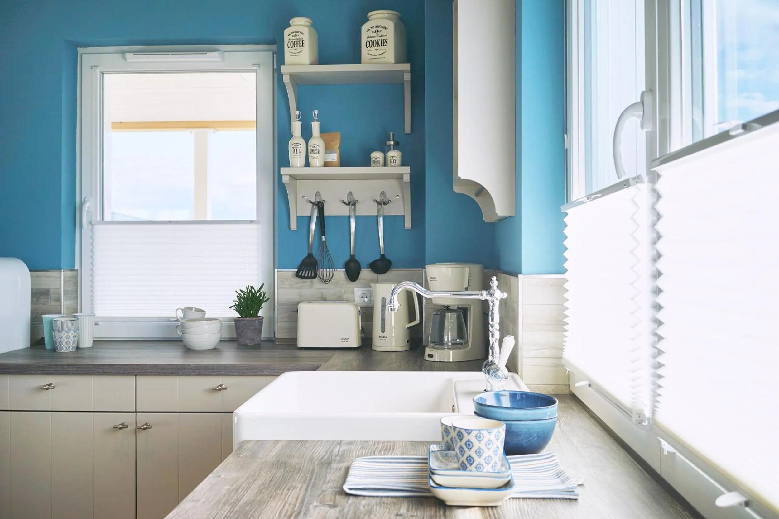 Kitchen or kitchenette in Beach Apartments Heiligenhafen