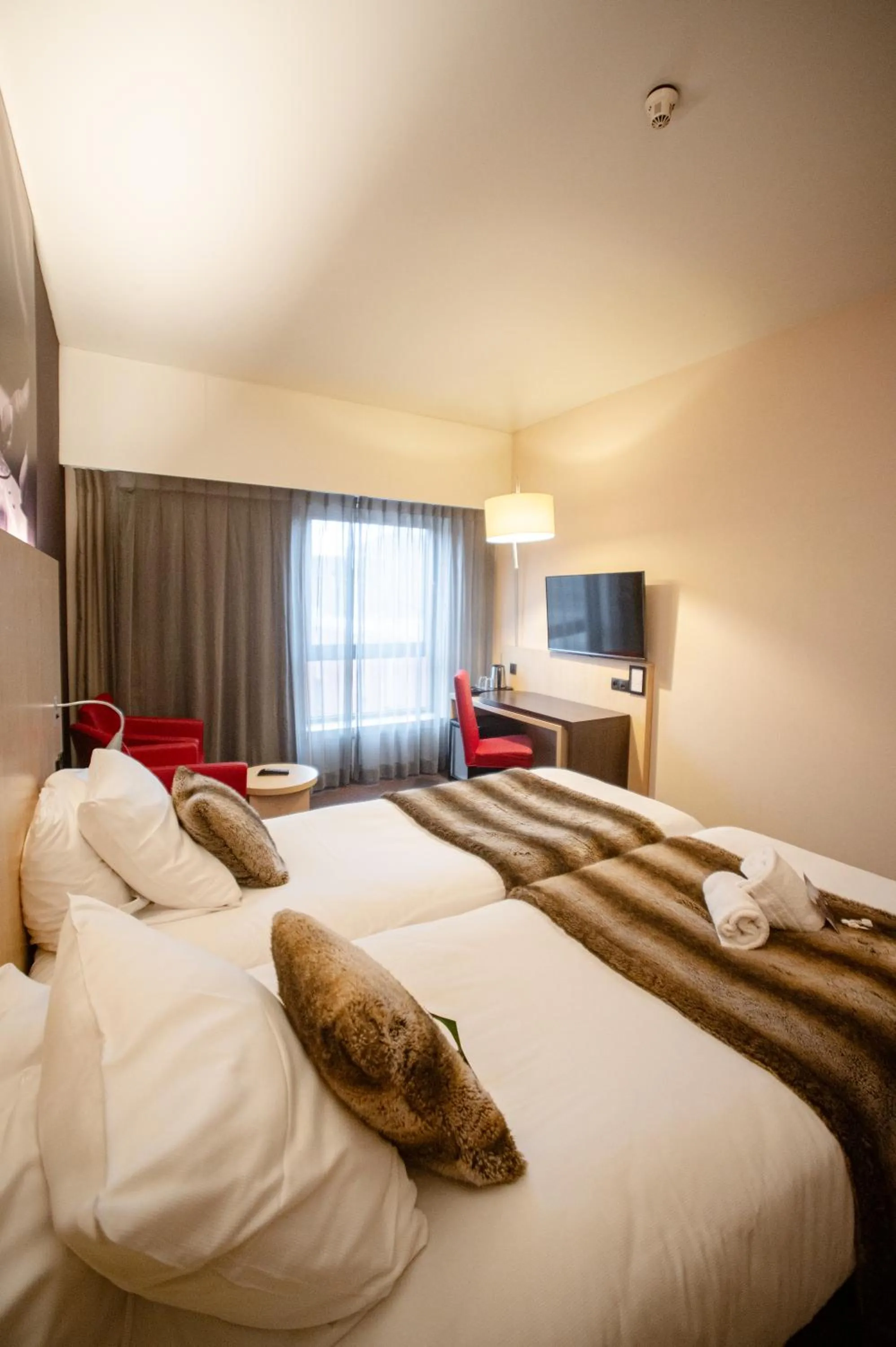 Bedroom, Bed in Hotel & Aparthotel Alize Mouscron