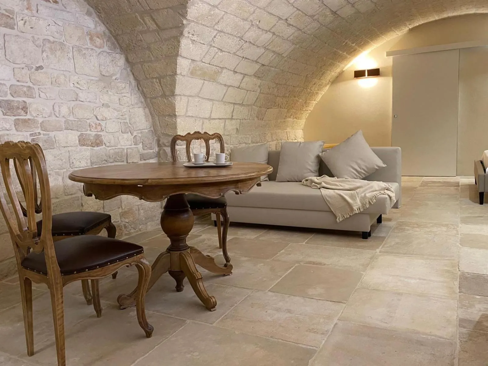 Bed in B&B re apartments Palazzo Muscati