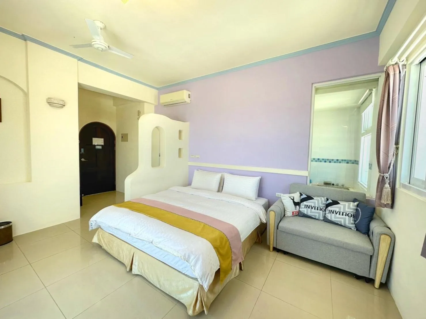 Bed in Good Viewing Spot B&B