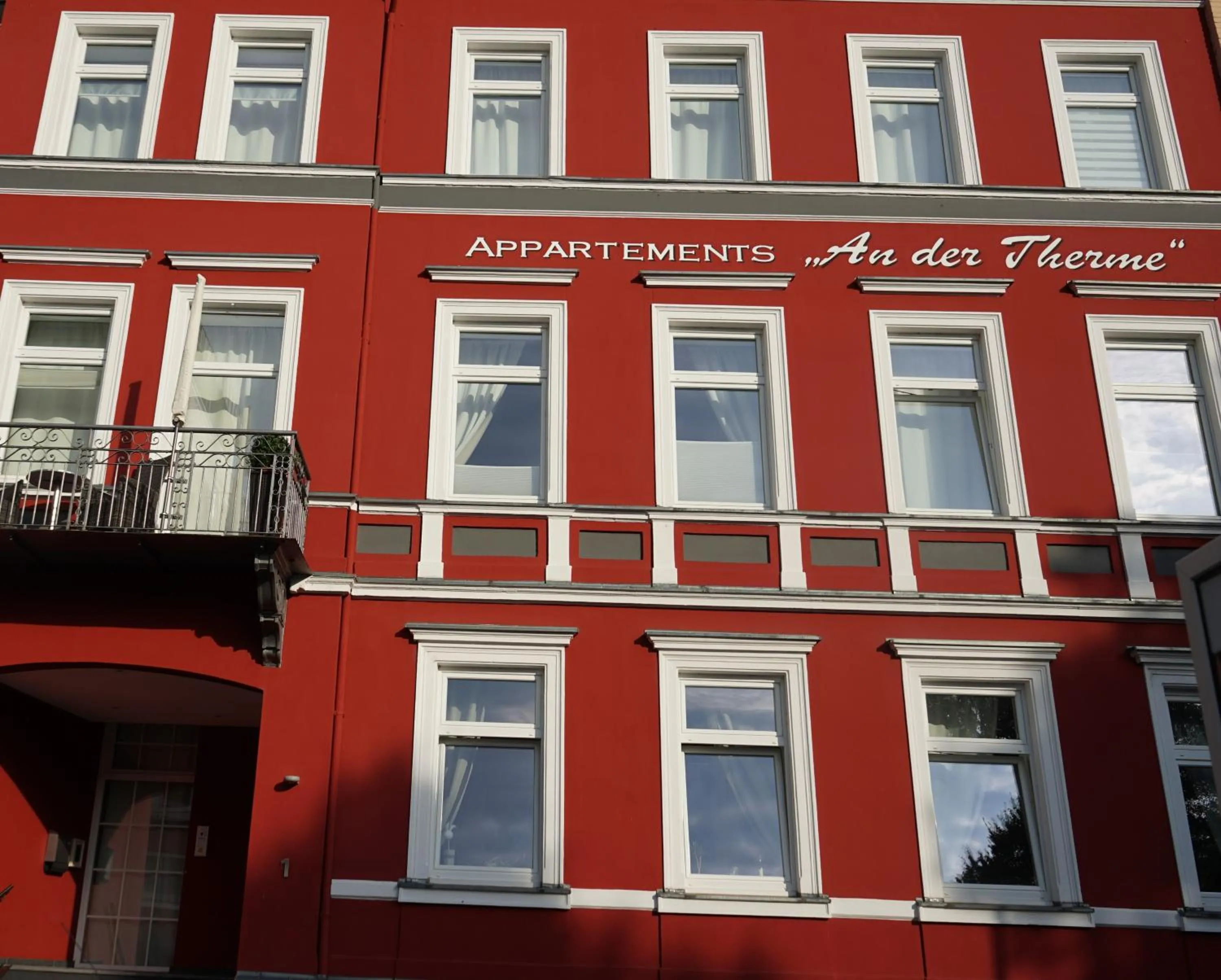 Property building in Appartements an der Therme