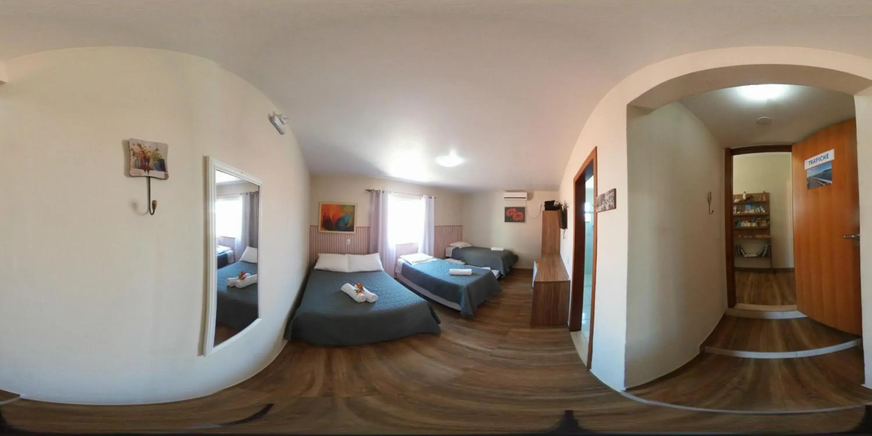 Family Room with Private Bathroom in Pousada Mar de Almirante Family Room with Private Bathroom in Pousada Mar de Almirante