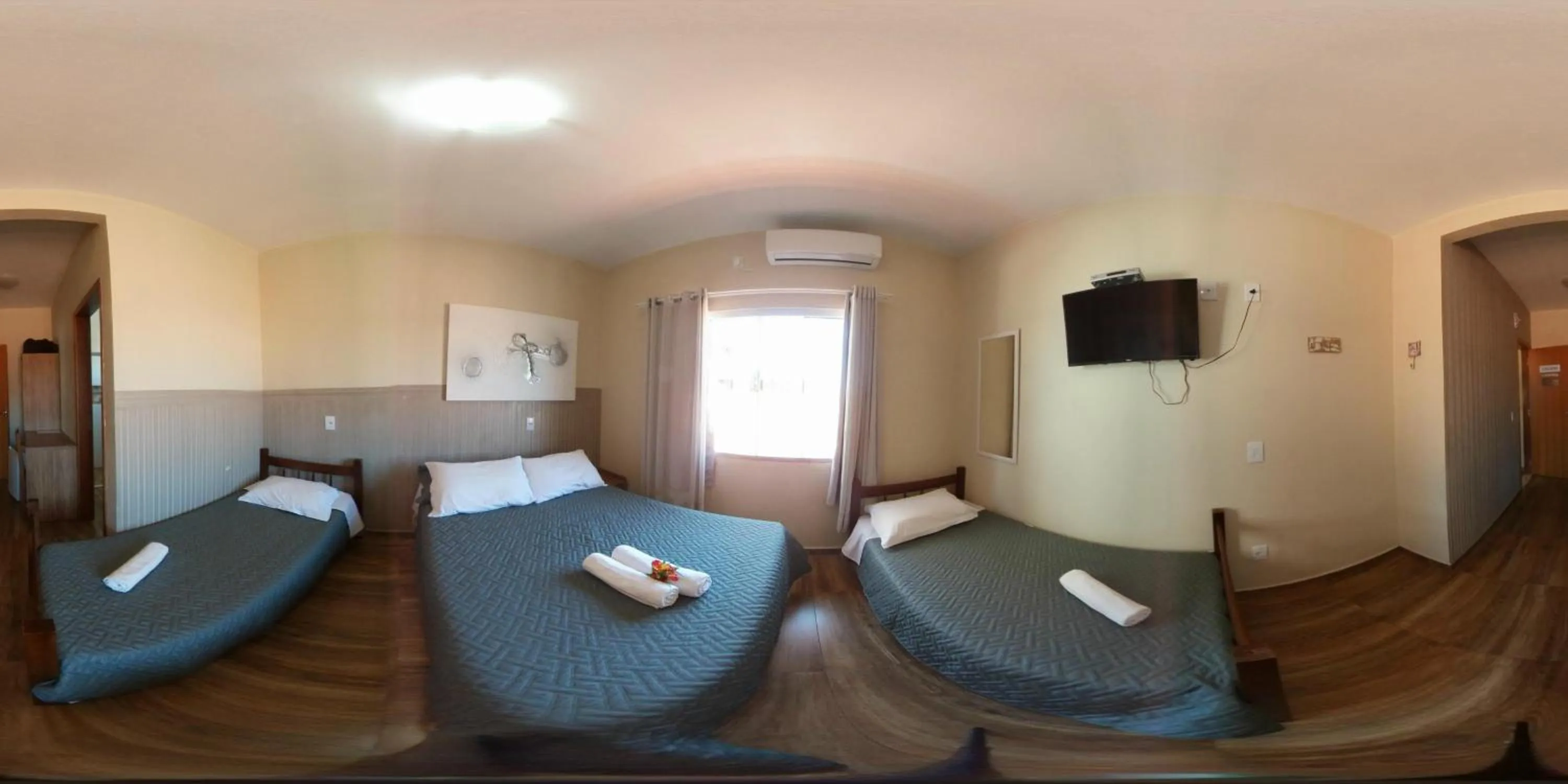 Photo of the whole room in Pousada Mar de Almirante