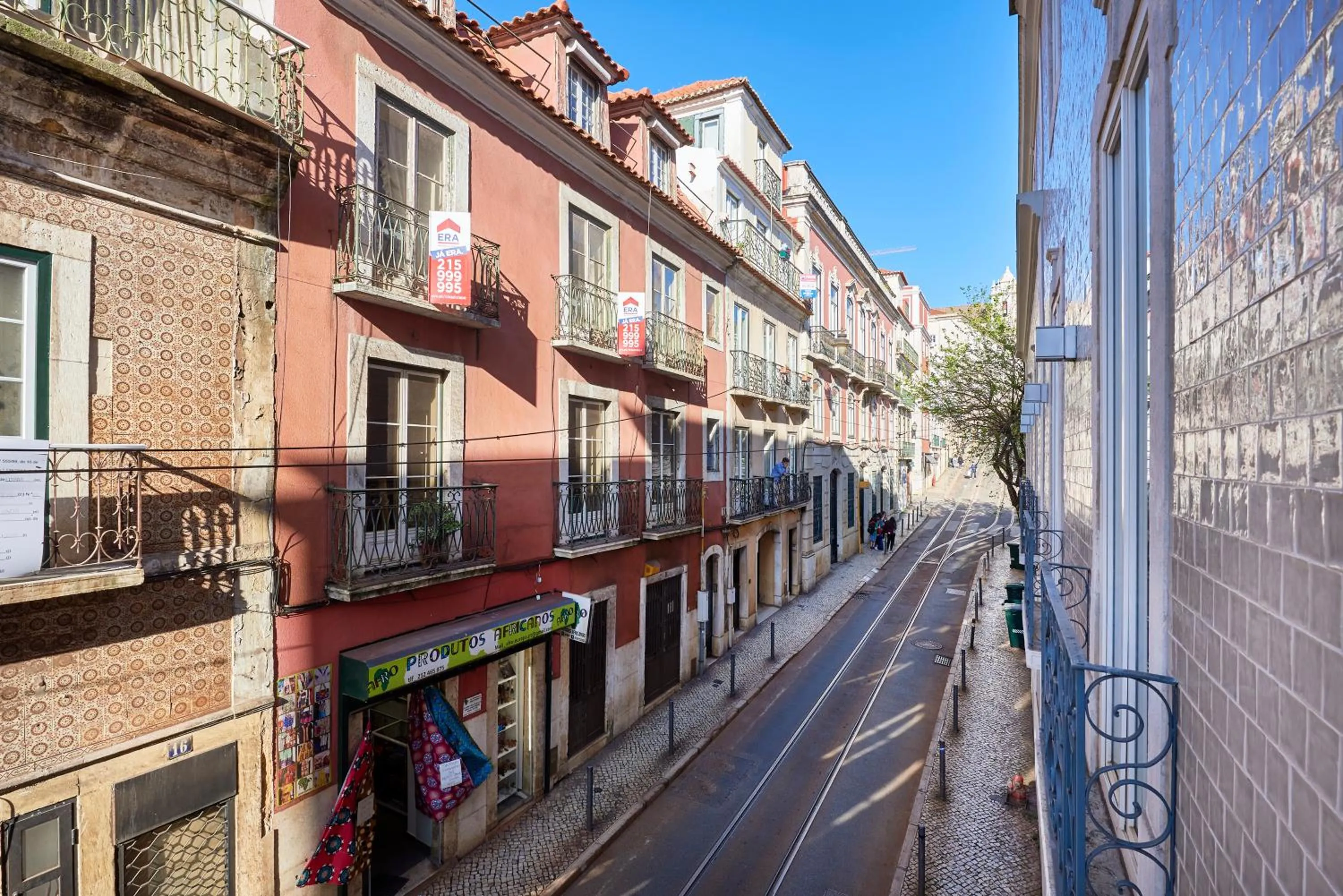 Street view in Lisbon Five Stars Apartments Combro 7