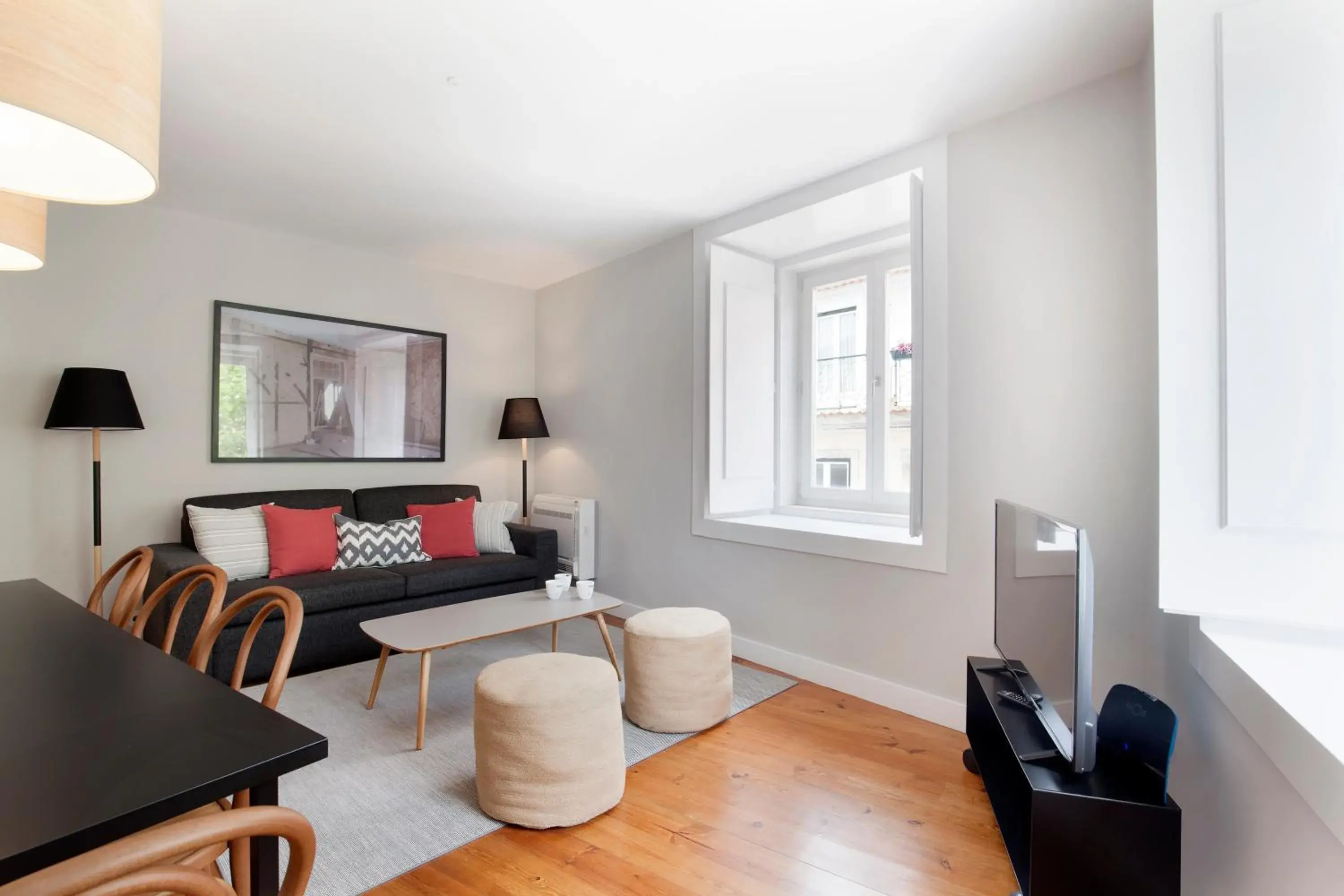 One-Bedroom Apartment in Lisbon Five Stars Apartments Combro 7 One-Bedroom Apartment in Lisbon Five Stars Apartments Combro 7