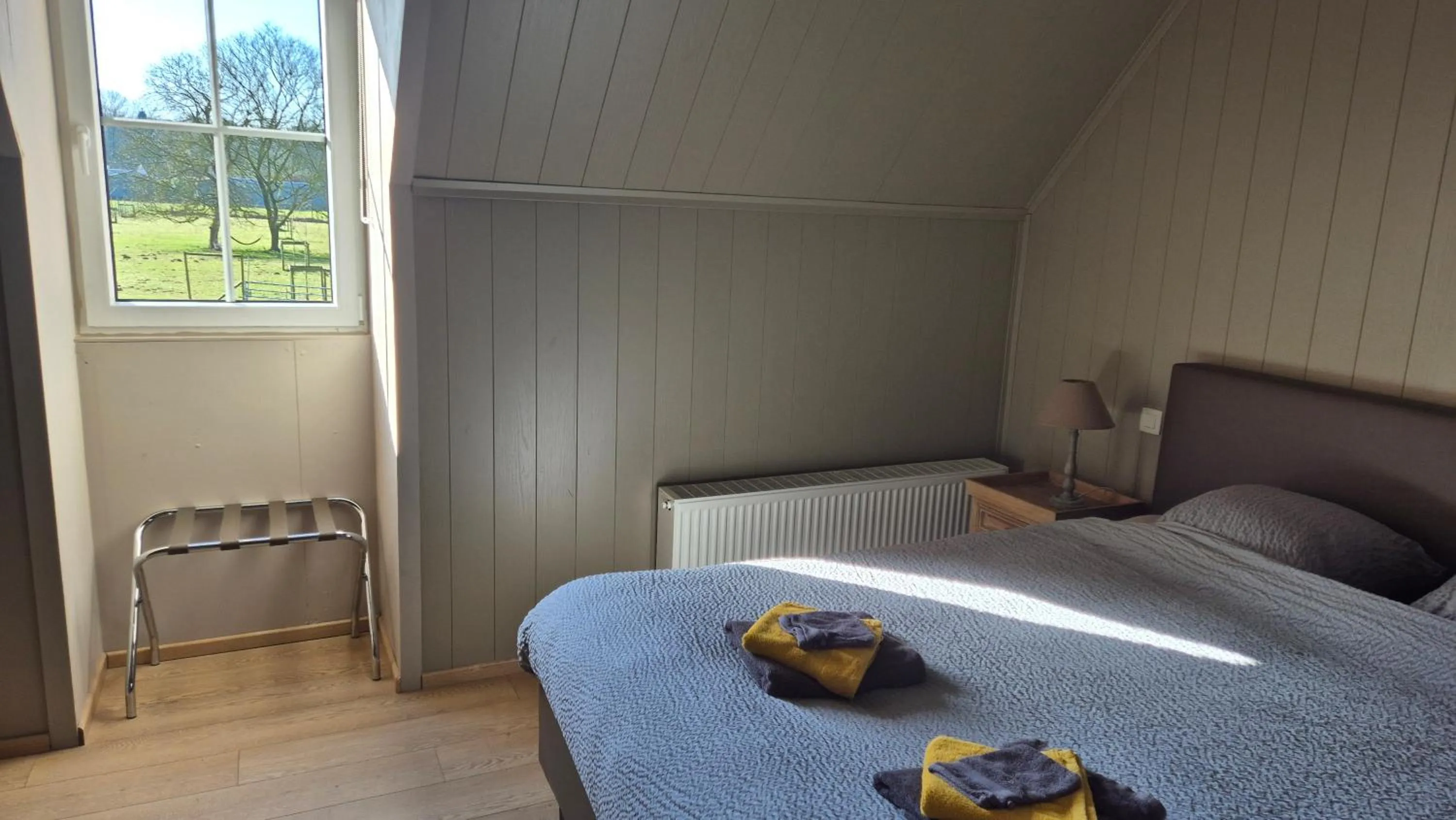 Bed in B&B De Dulle Koe