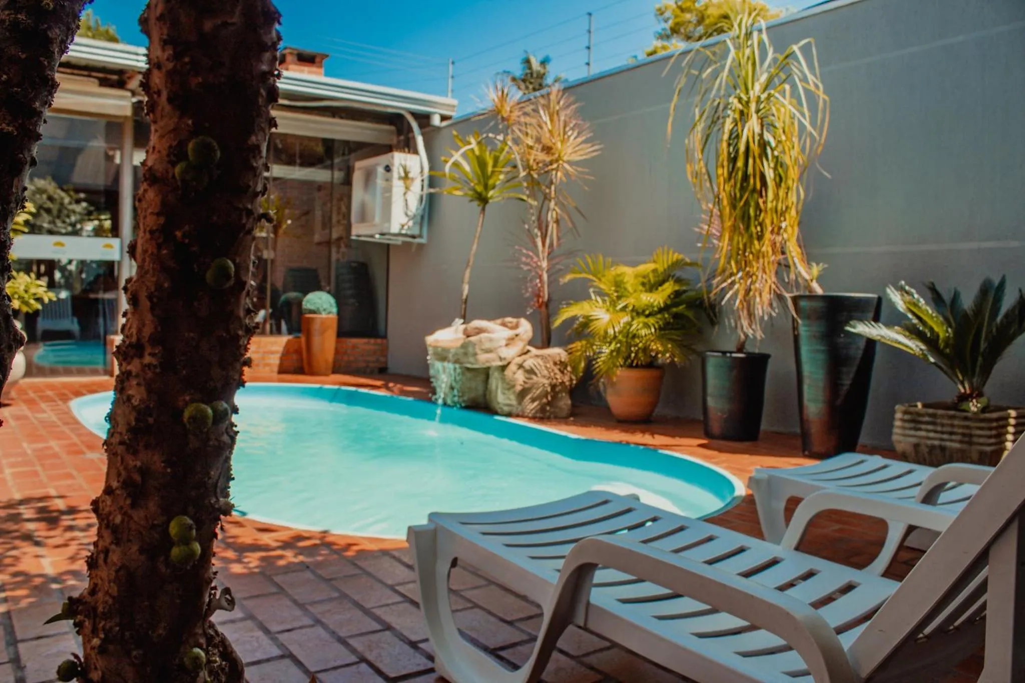 Swimming pool in Pousada Nanai