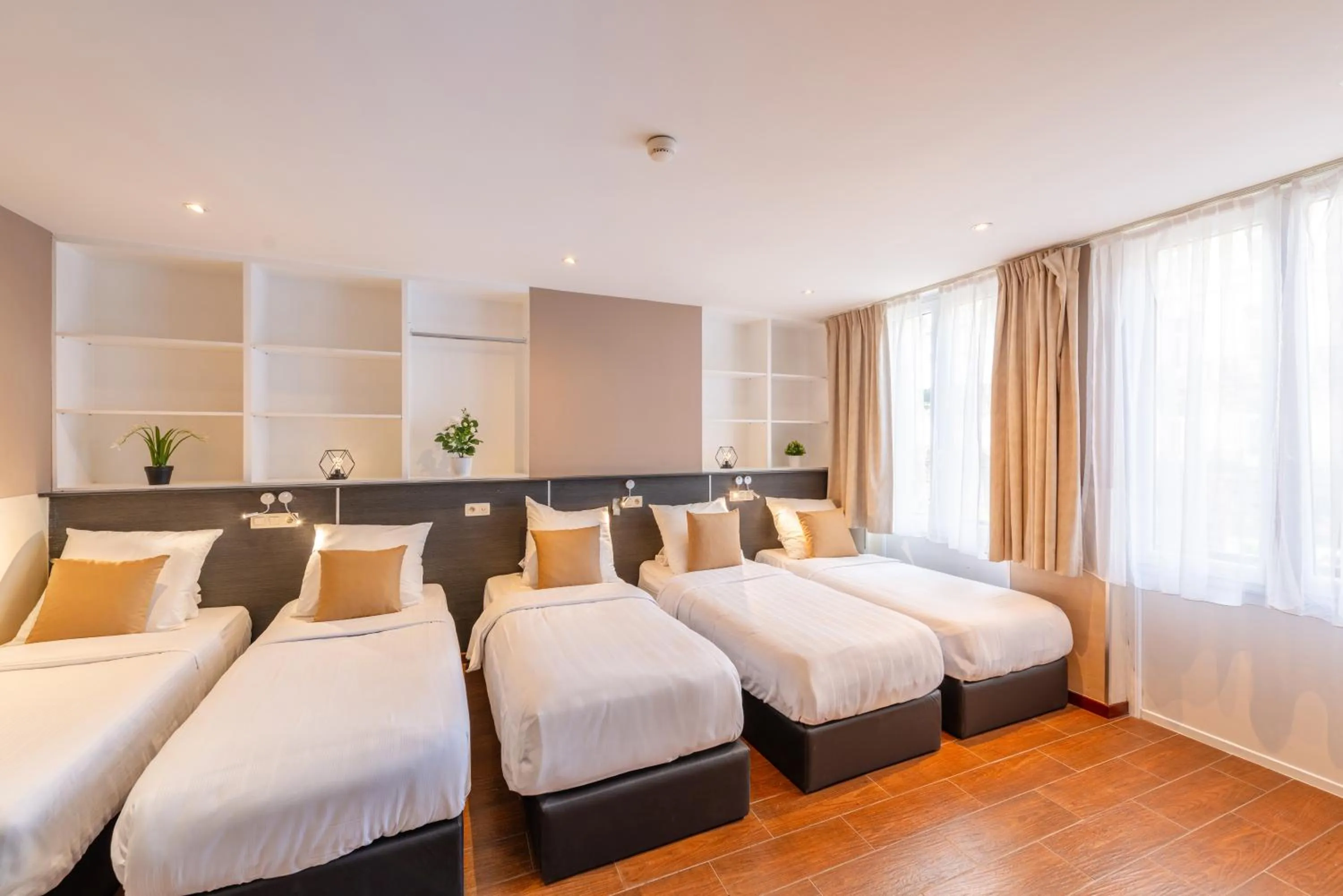 Photo of the whole room, Bed in Hotel Barry