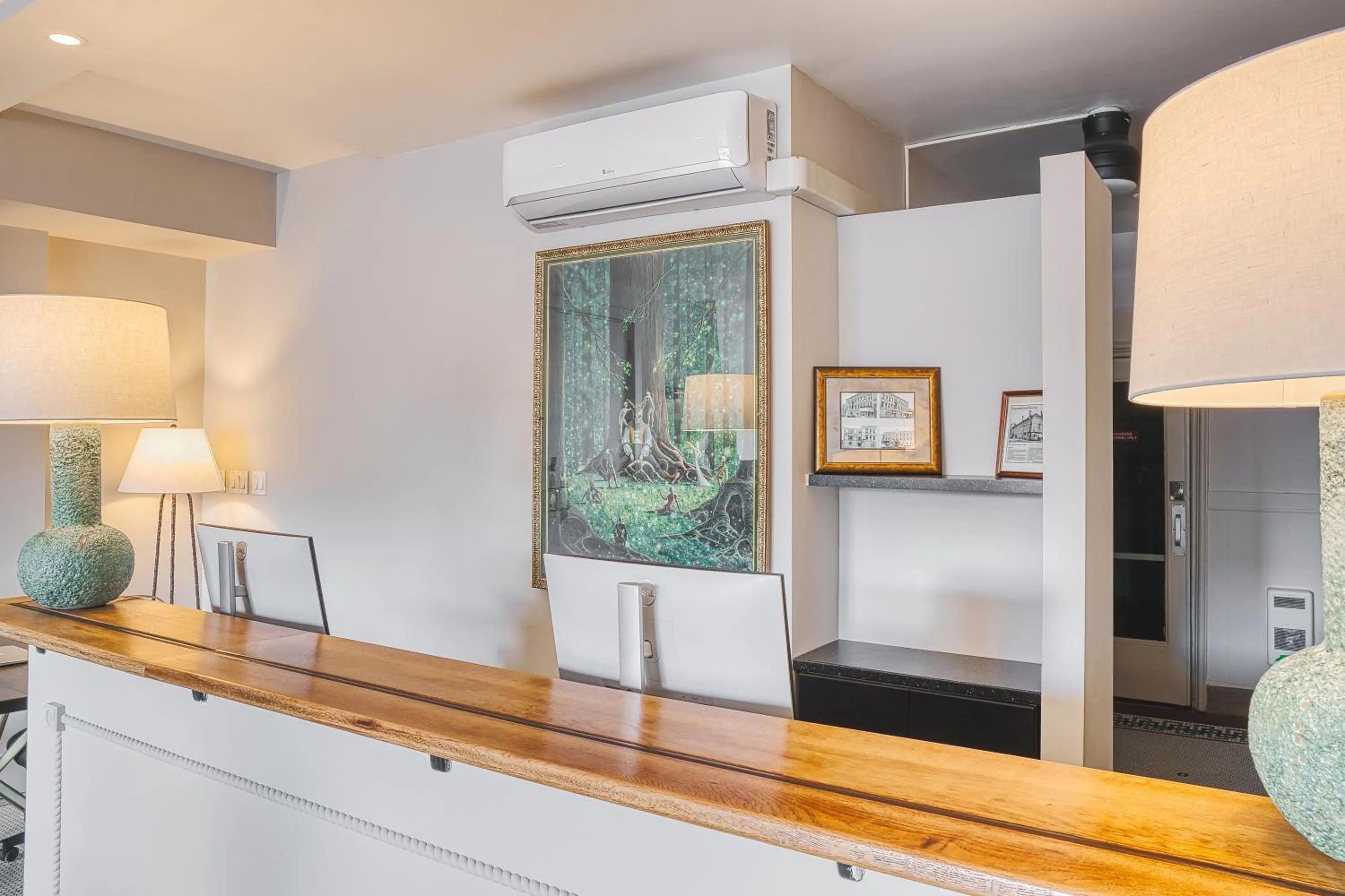 Lobby or reception in The Windsor Hotel by Hoco Hotels Collection