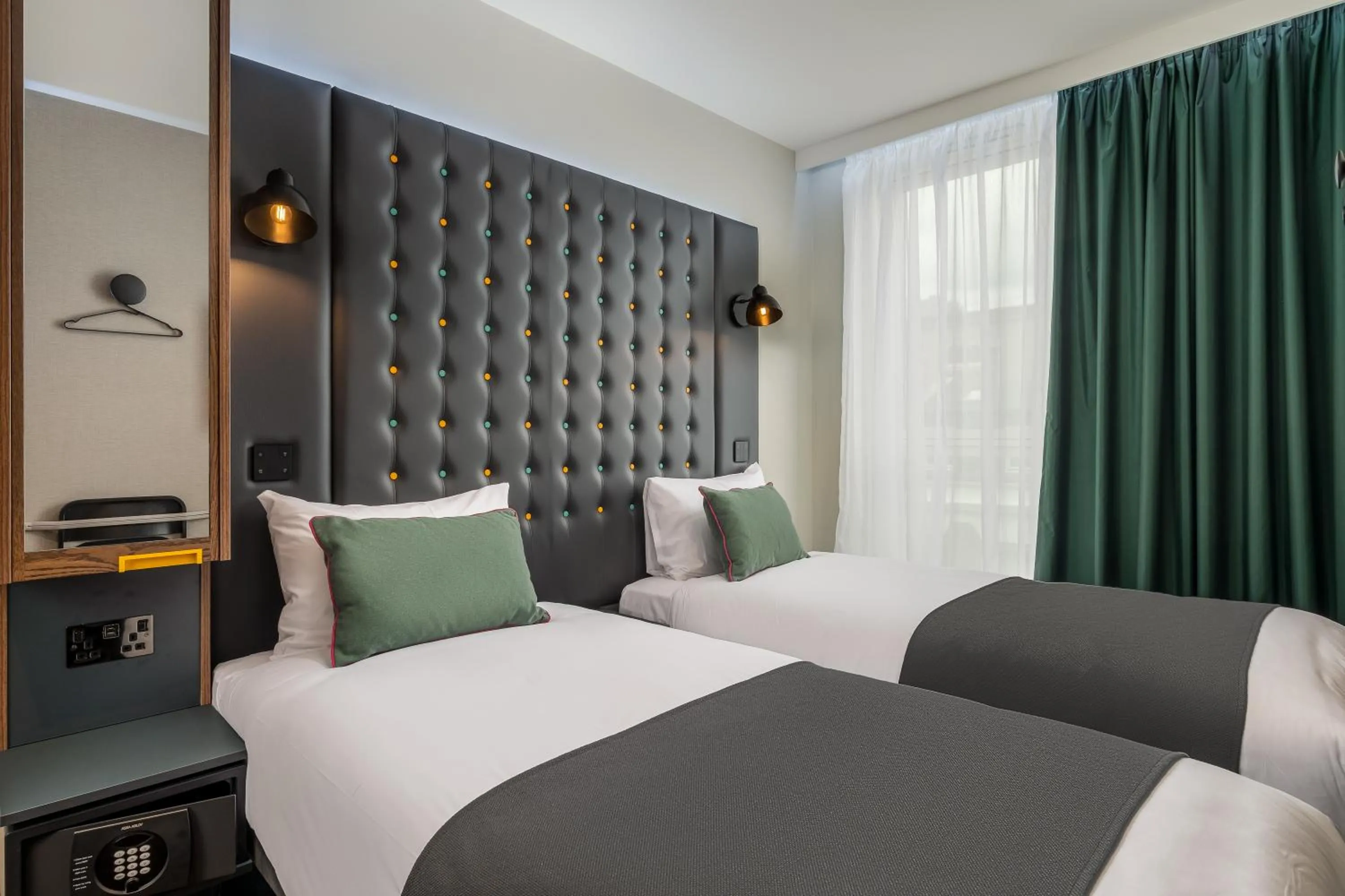 Bedroom, Bed in Point A Hotel London Shoreditch