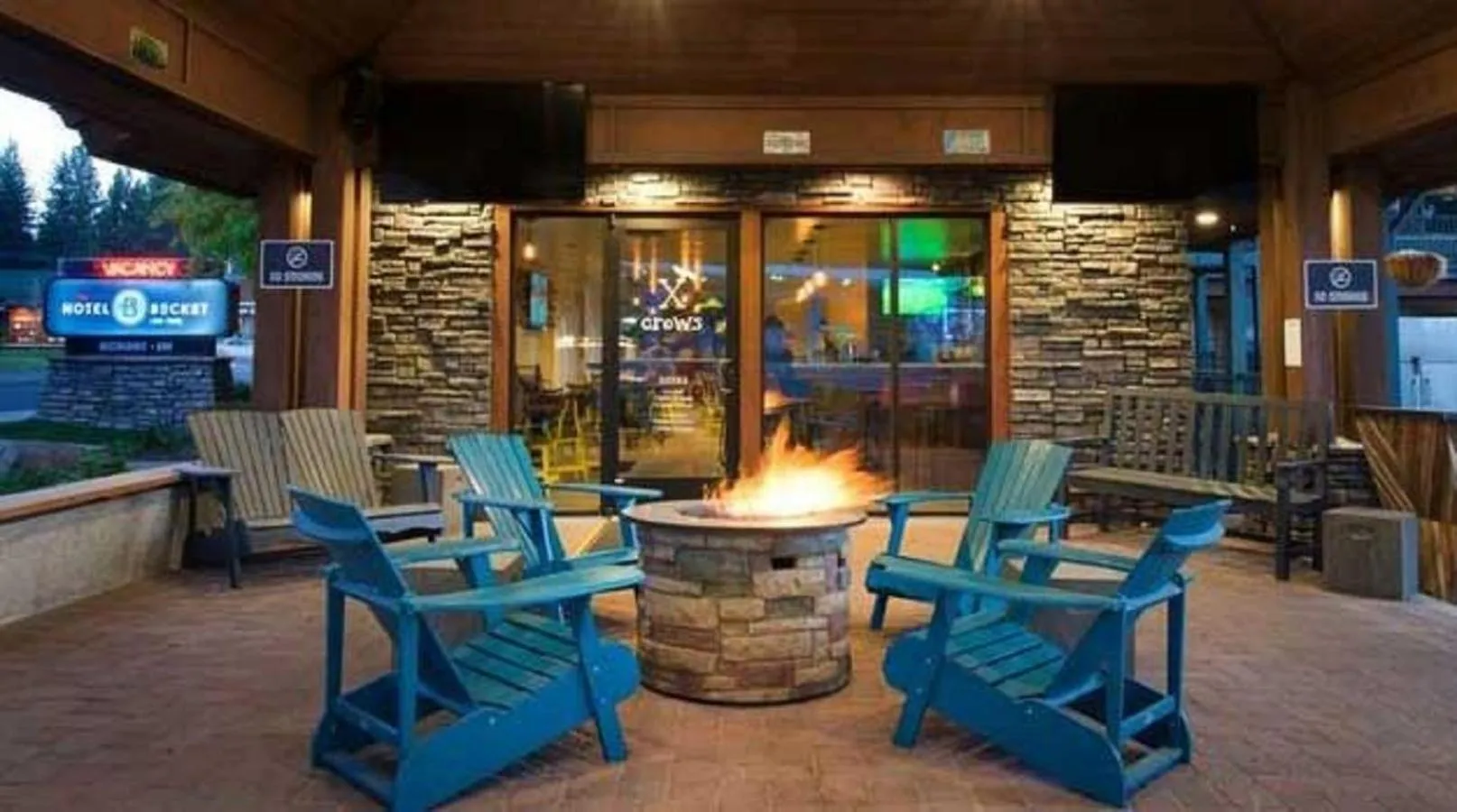 Restaurant/places to eat in Hotel Becket, BW Signature Collection