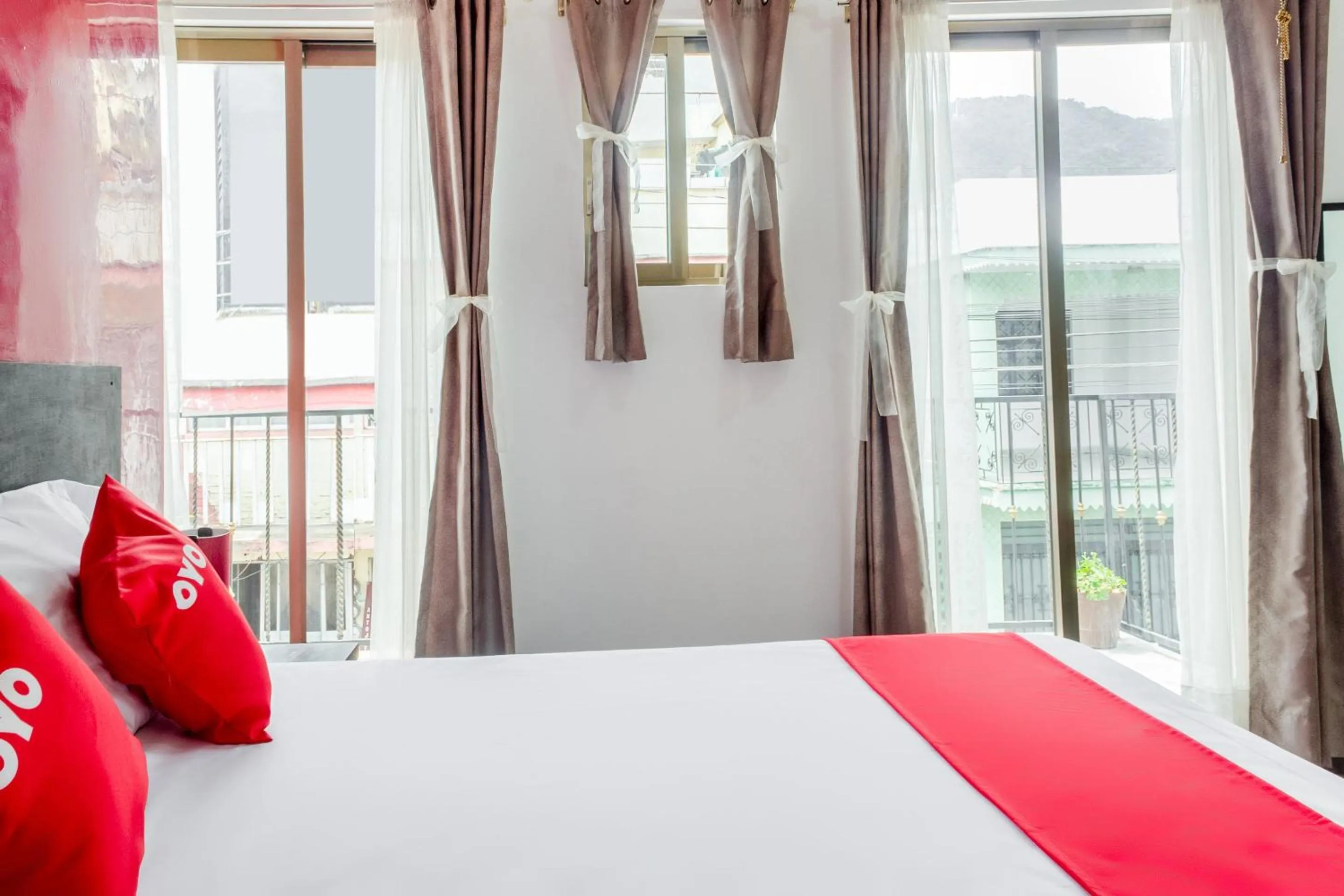 Bedroom in OYO Hotel Gandag