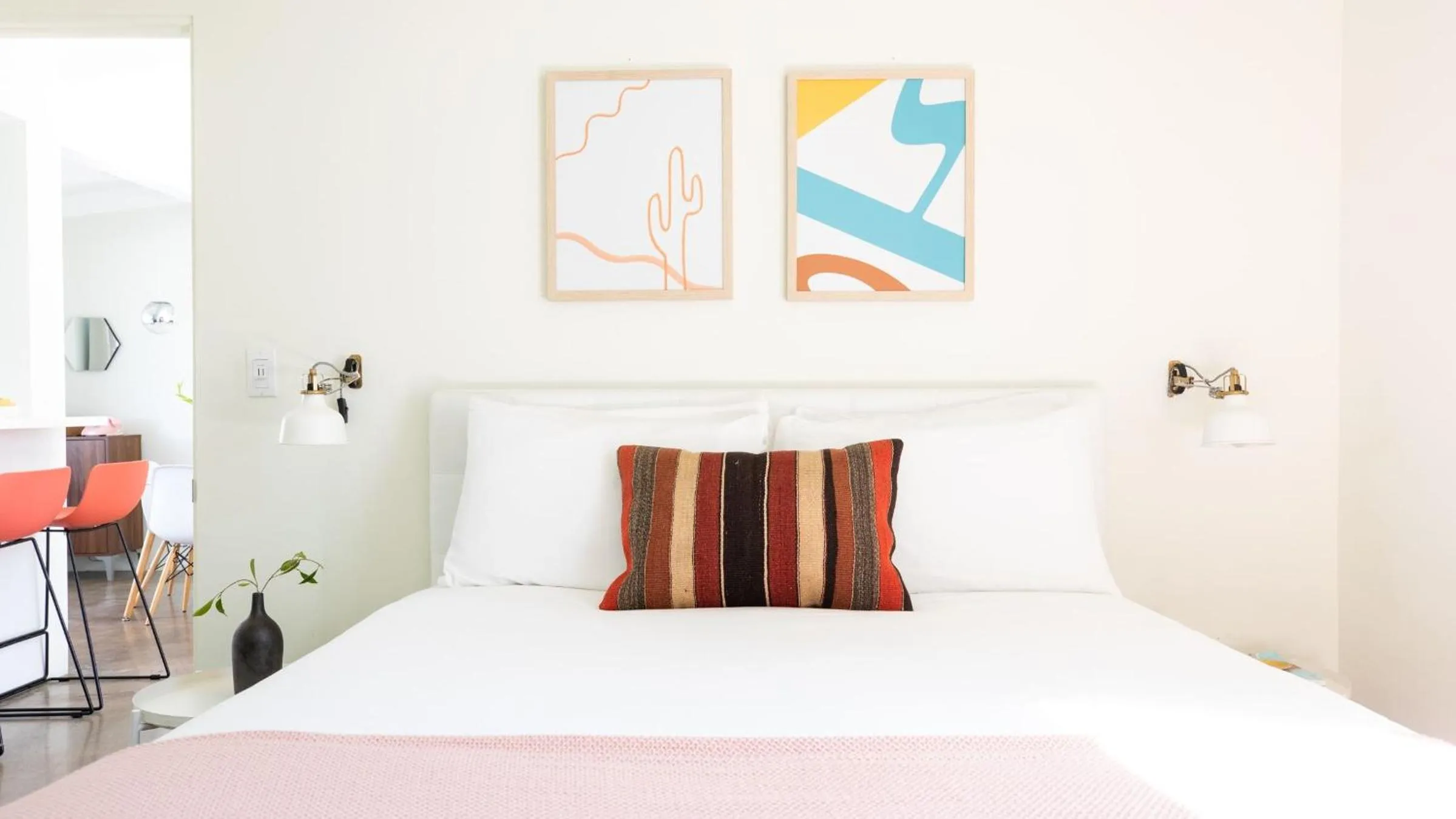 Other, Bed in The Wesley by AvantStay Mid-Century Modern Oasis with Pool