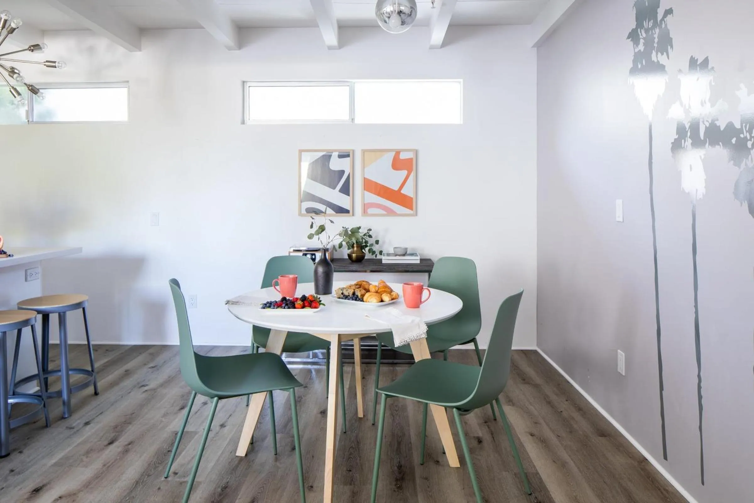 Other in The Wesley by AvantStay Mid-Century Modern Oasis with Pool