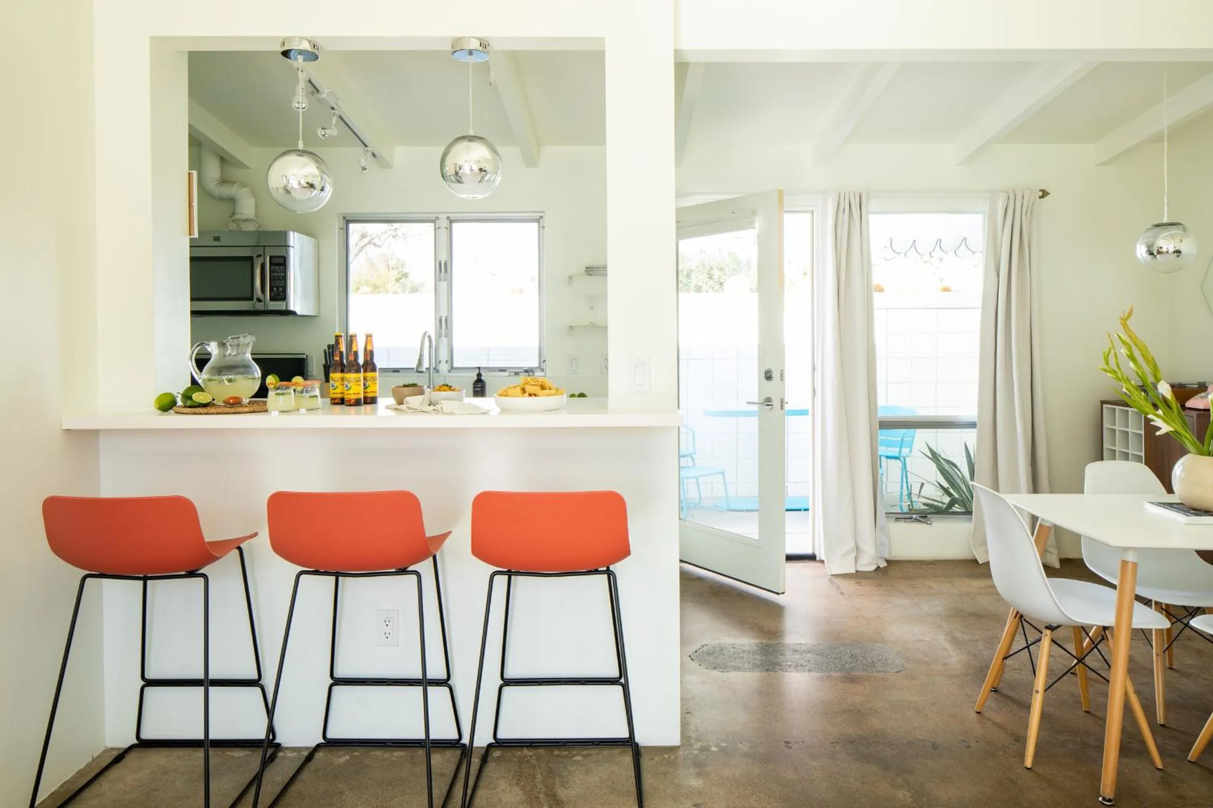 The Wesley by AvantStay Mid-Century Modern Oasis with Pool