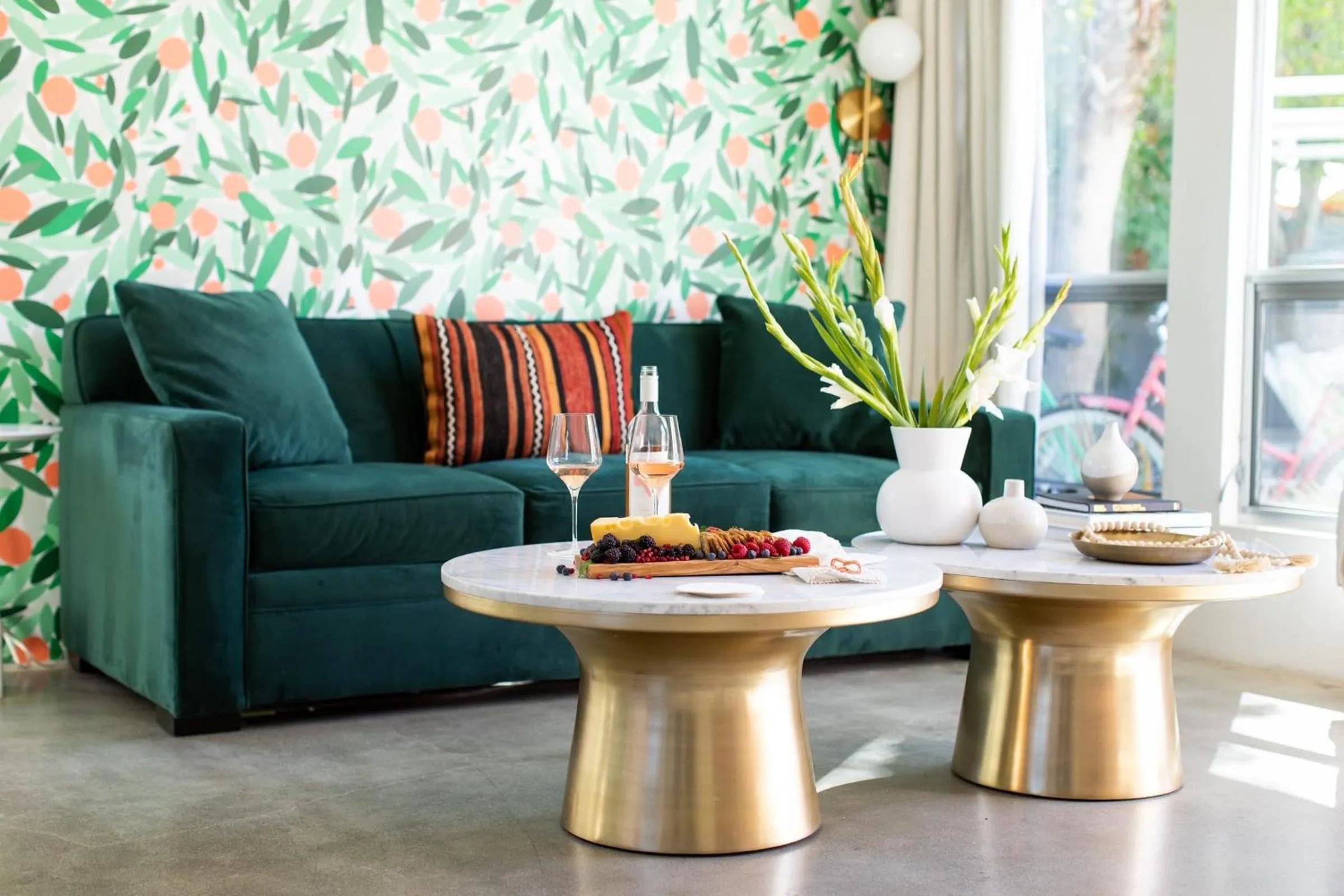 Other in The Wesley by AvantStay Mid-Century Modern Oasis with Pool