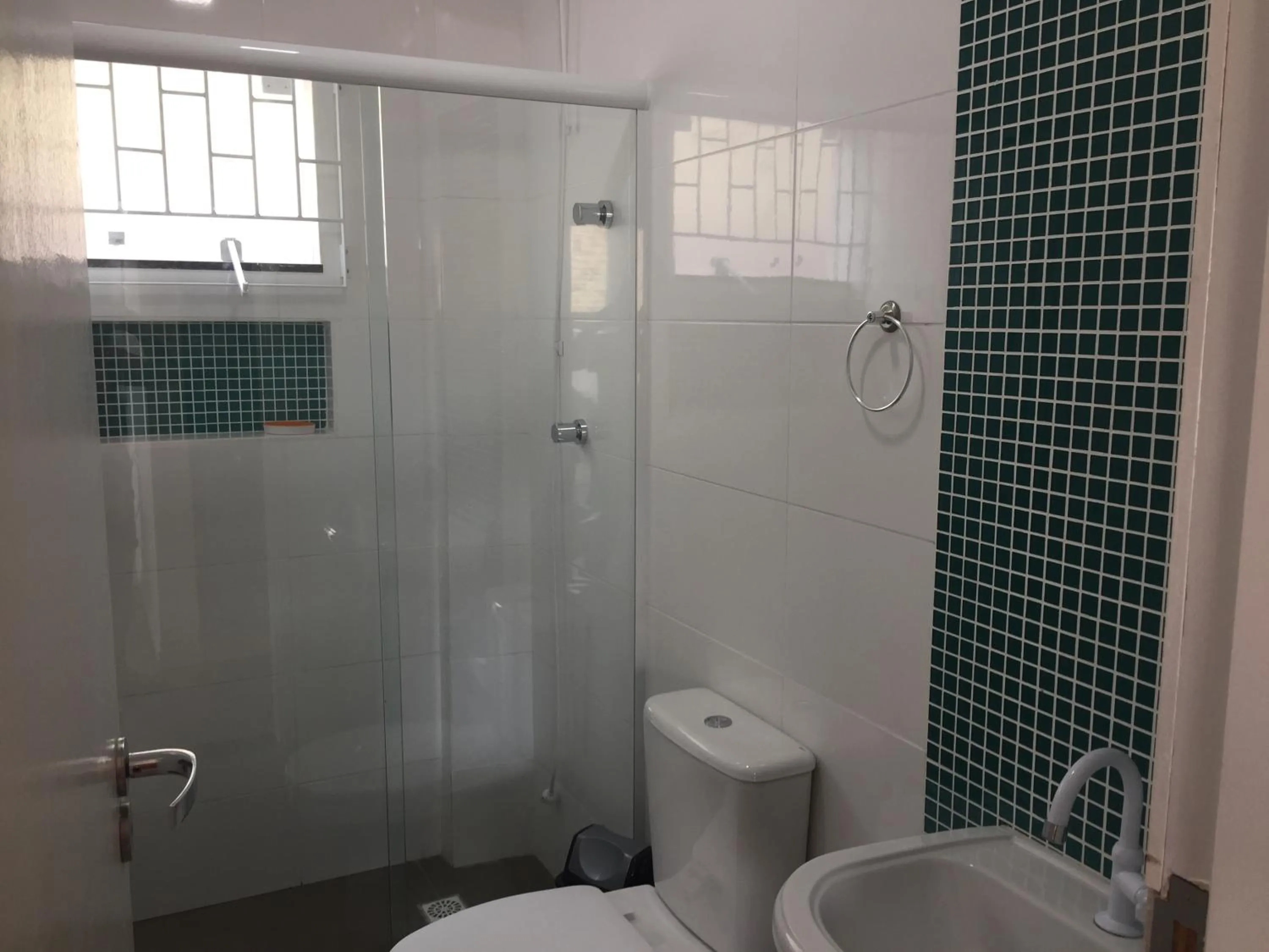 Shower in Ondas da Guarda Moradas