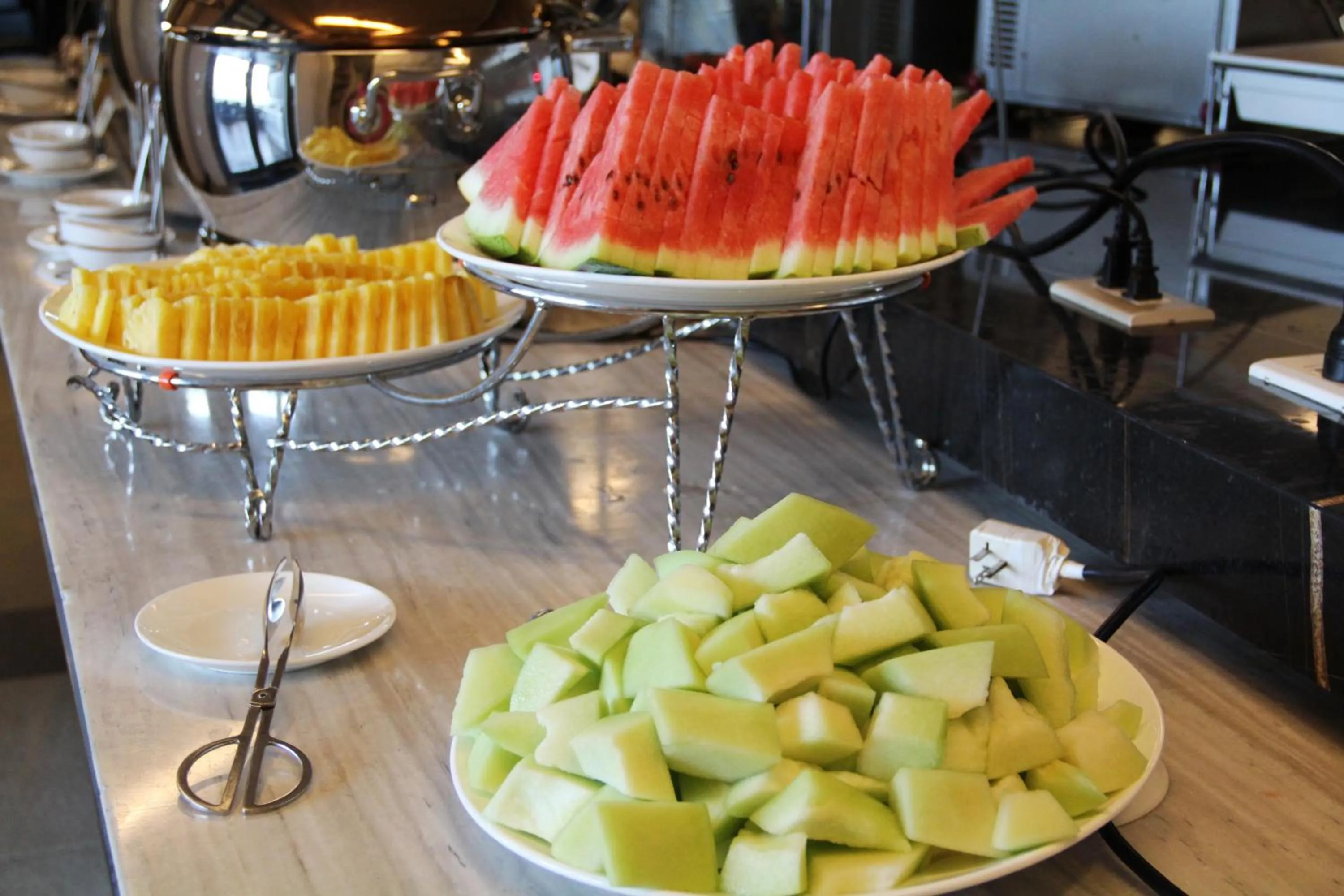 Buffet breakfast in Yundeng Landscape Hotel