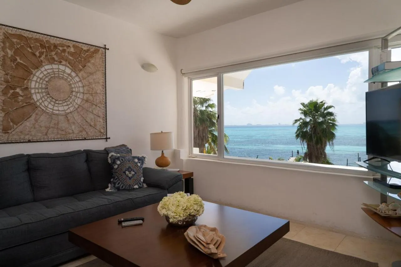 Casa Bonita and villas