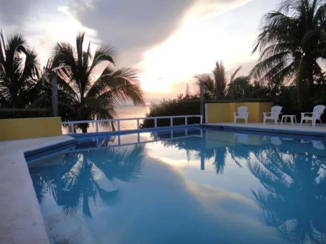 Casa Bonita and villas