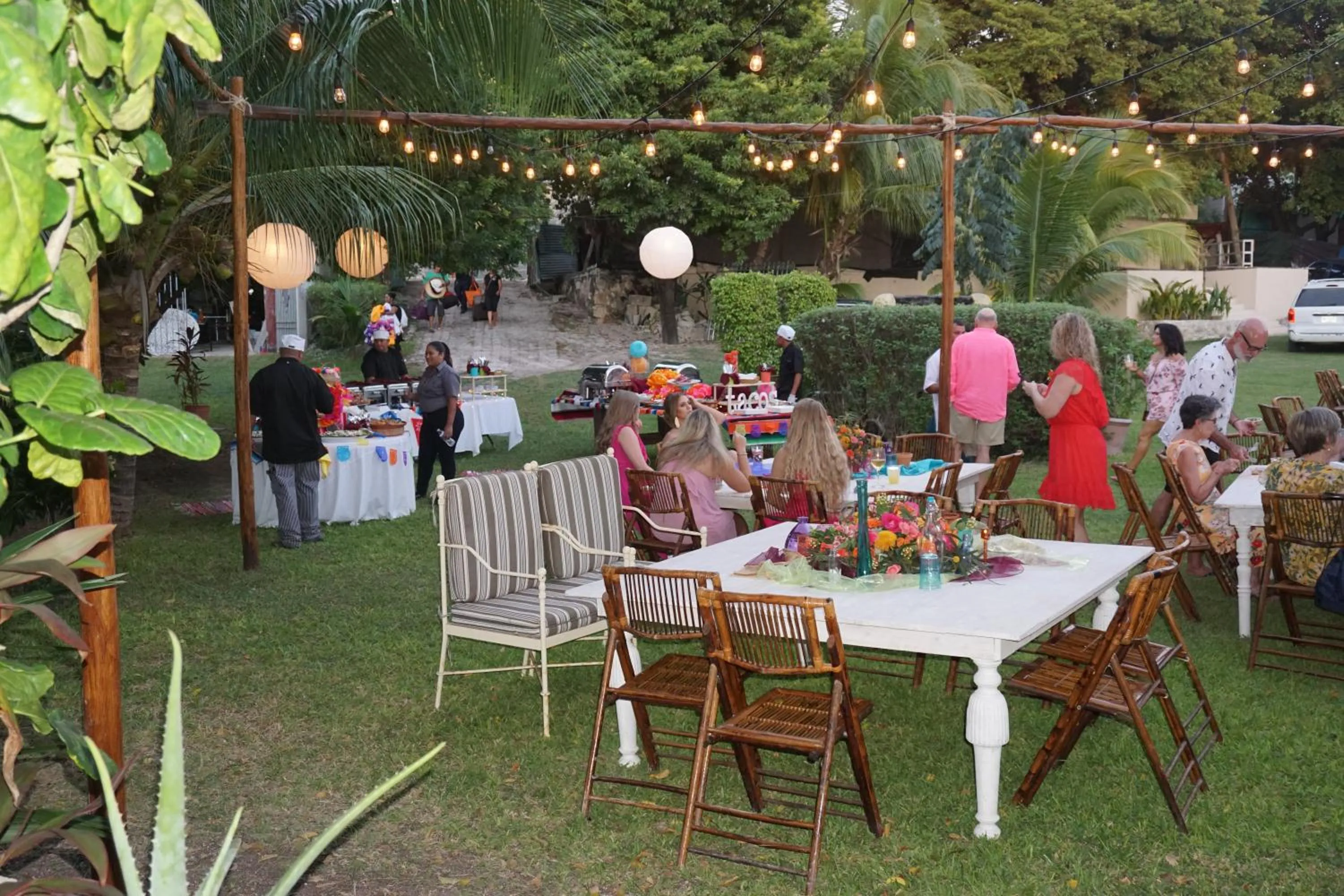 Casa Bonita and villas